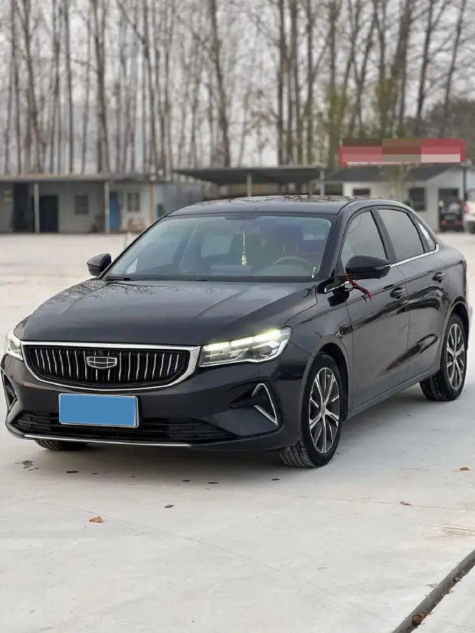 2022 Geely Emgrand 1.5L 114HP L4 CVT