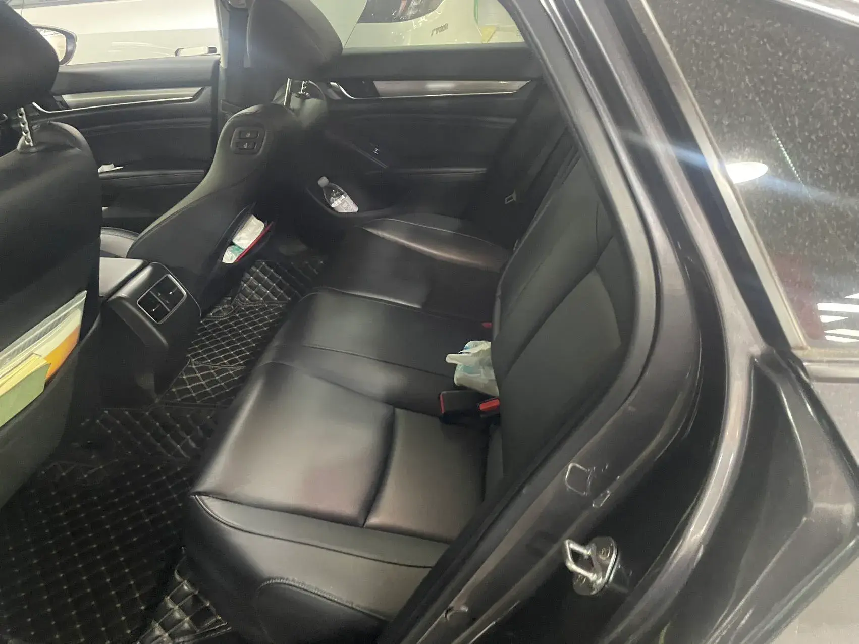 2018 HONDA ACCORD thumbnail 4