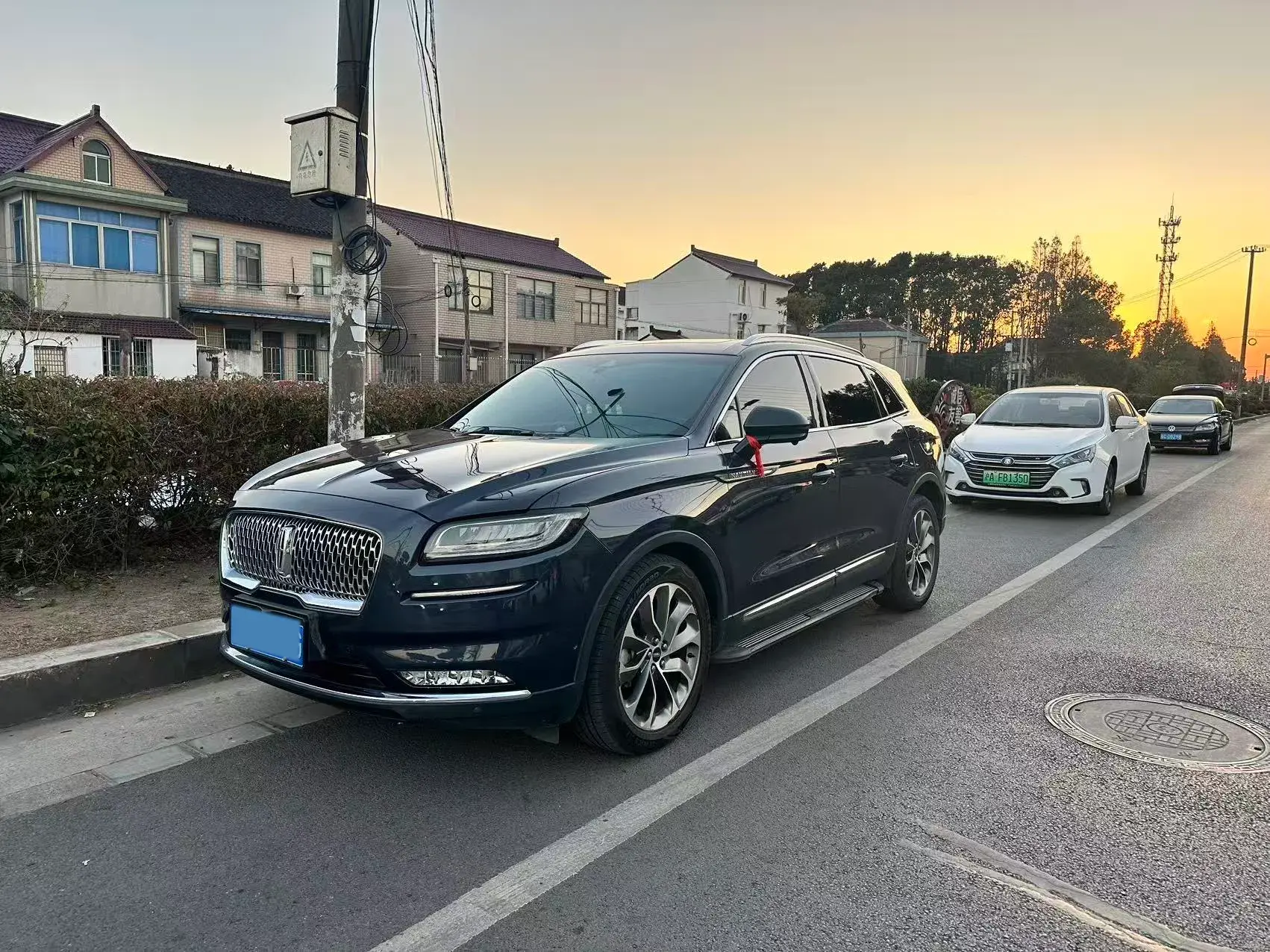 2021 LINCOLN NAUTILUS view 1