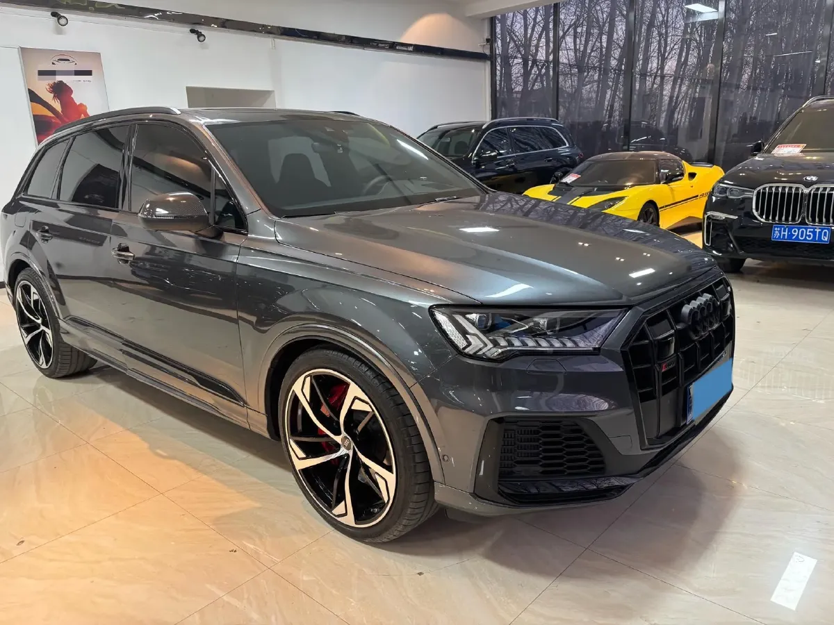 2024 Audi SQ7 4.0T 507HP V8 8AT,autocango,china used car exporter,china ev exporter,chinese used car exporter,chinese used ev exporter