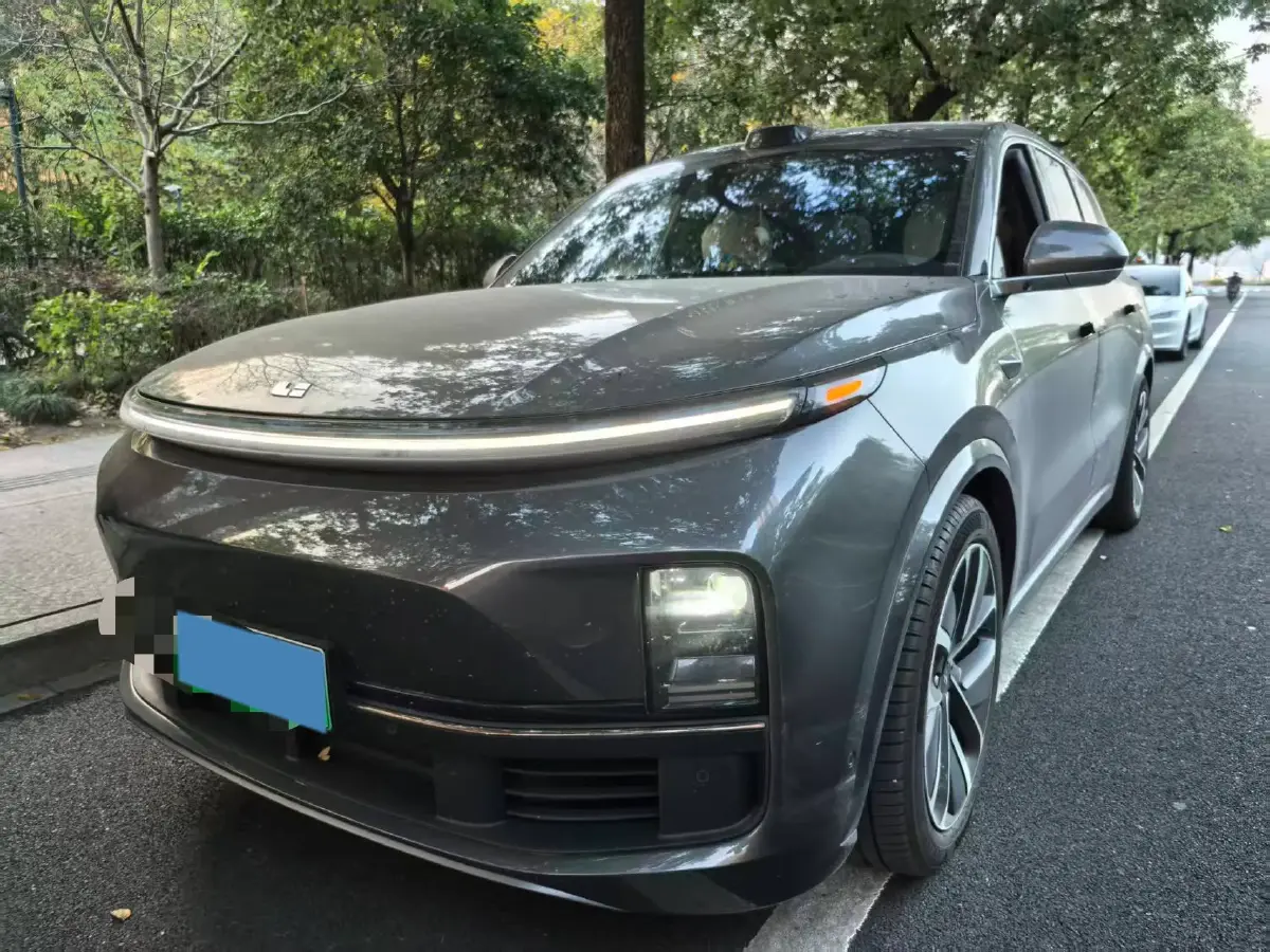 2024 Toyota Land Cruiser Prado 2.4T 282HP L4 8AT Hybrid