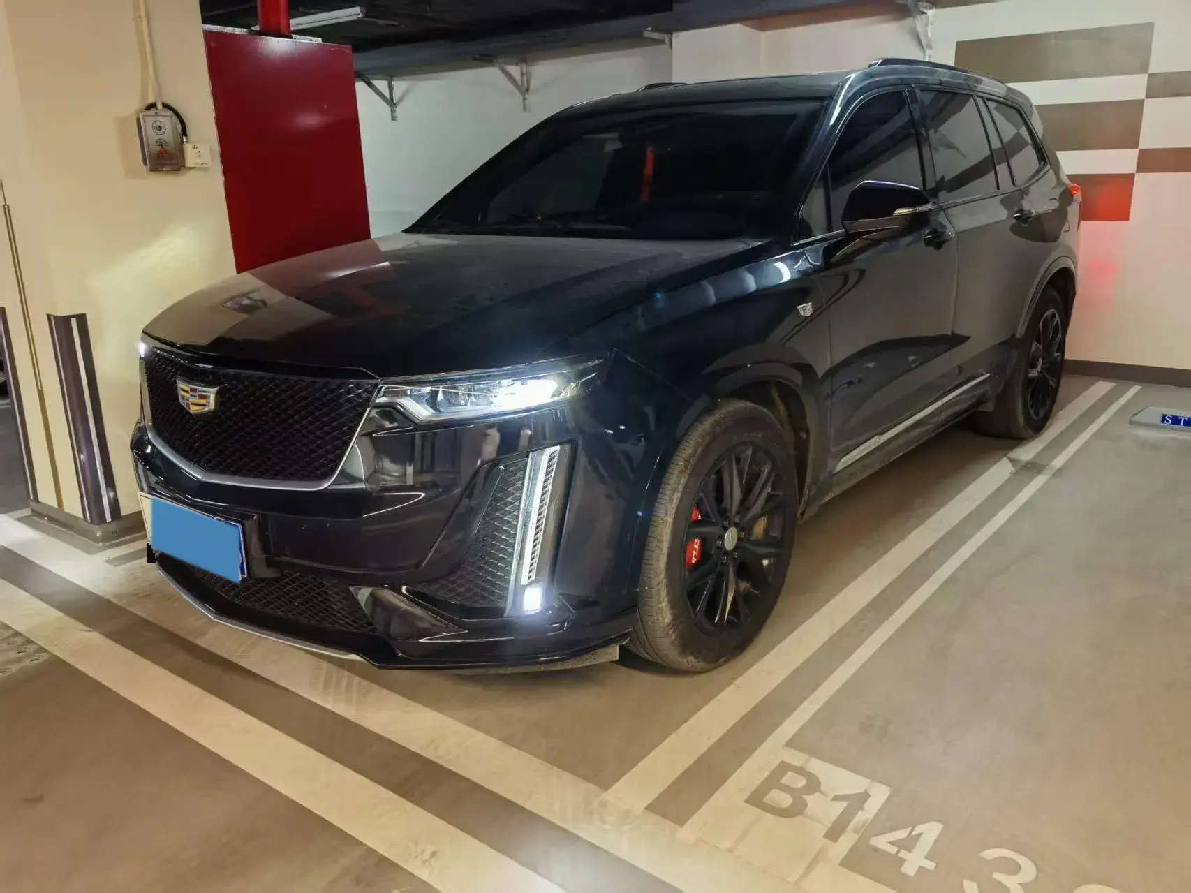 2020 CADILLAC XT6 view 1