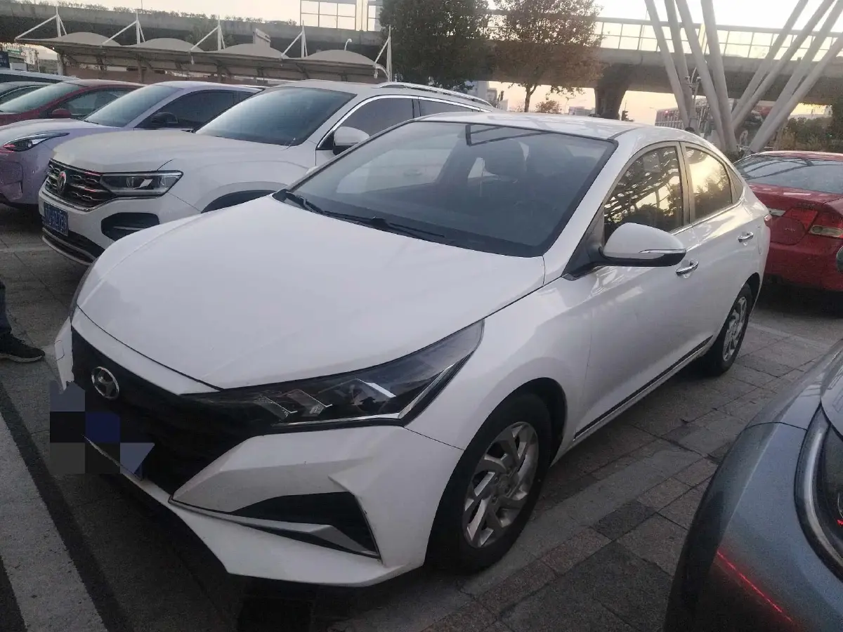 2020 Hyundai Verna 1.4L 100HP L4 6MT