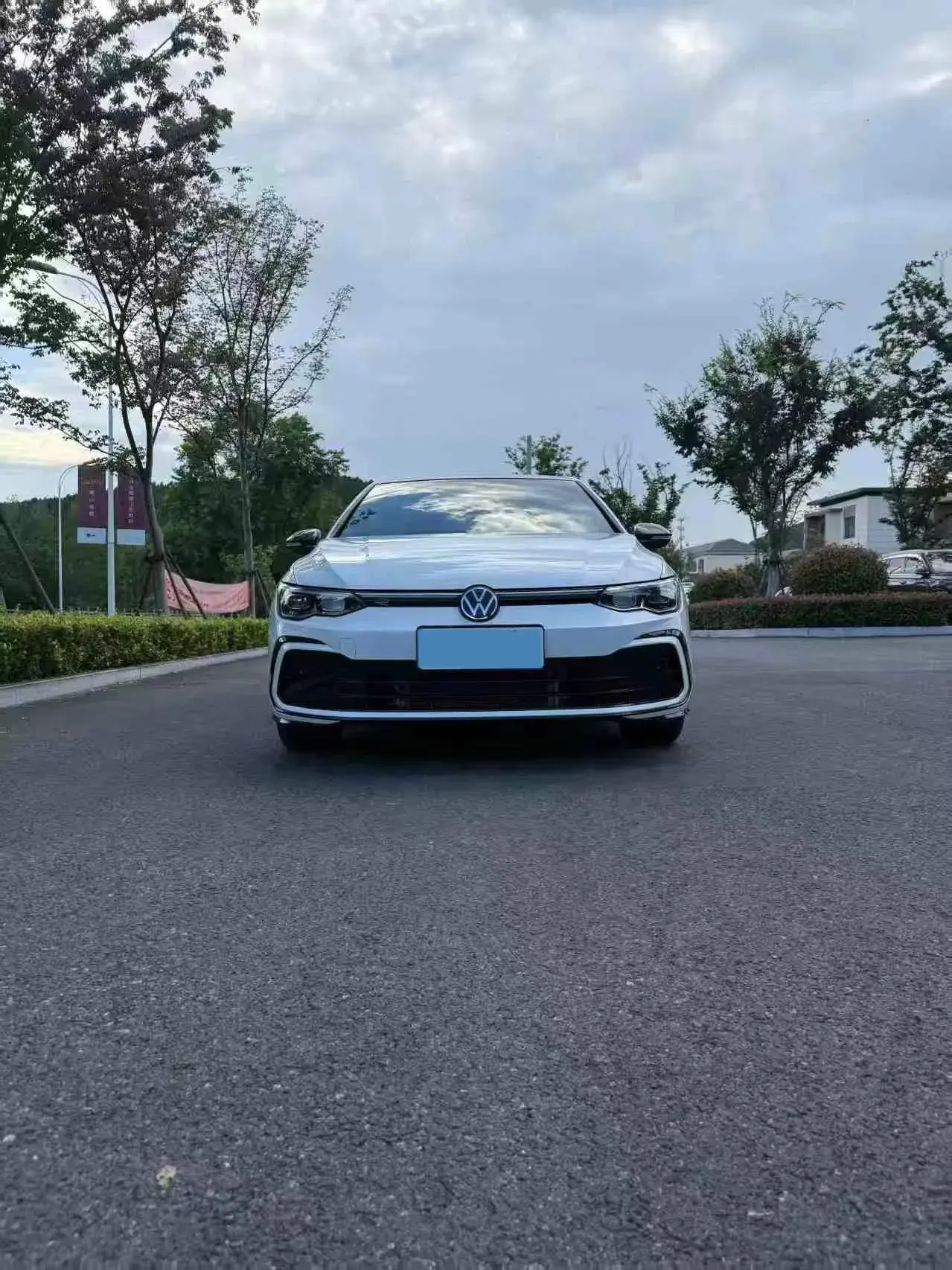 2021 VOLKSWAGEN GOLF thumbnail 2
