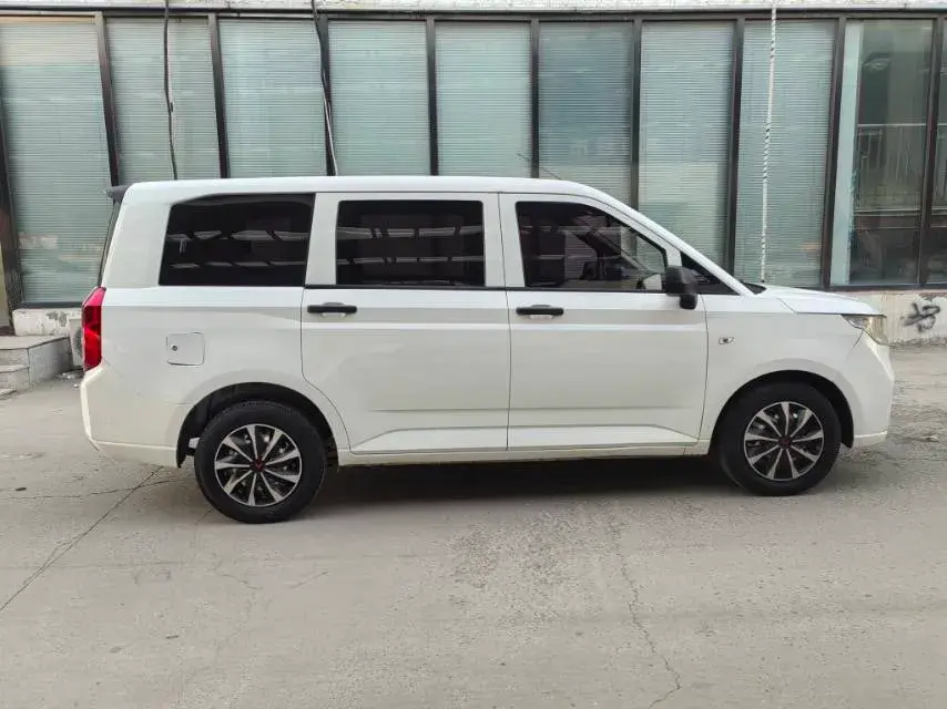 2019 WULING HONGGUANG thumbnail 4