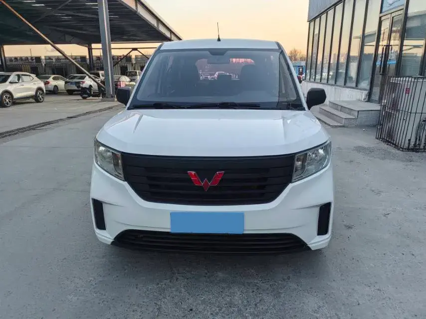 2019 WULING HONGGUANG thumbnail 2