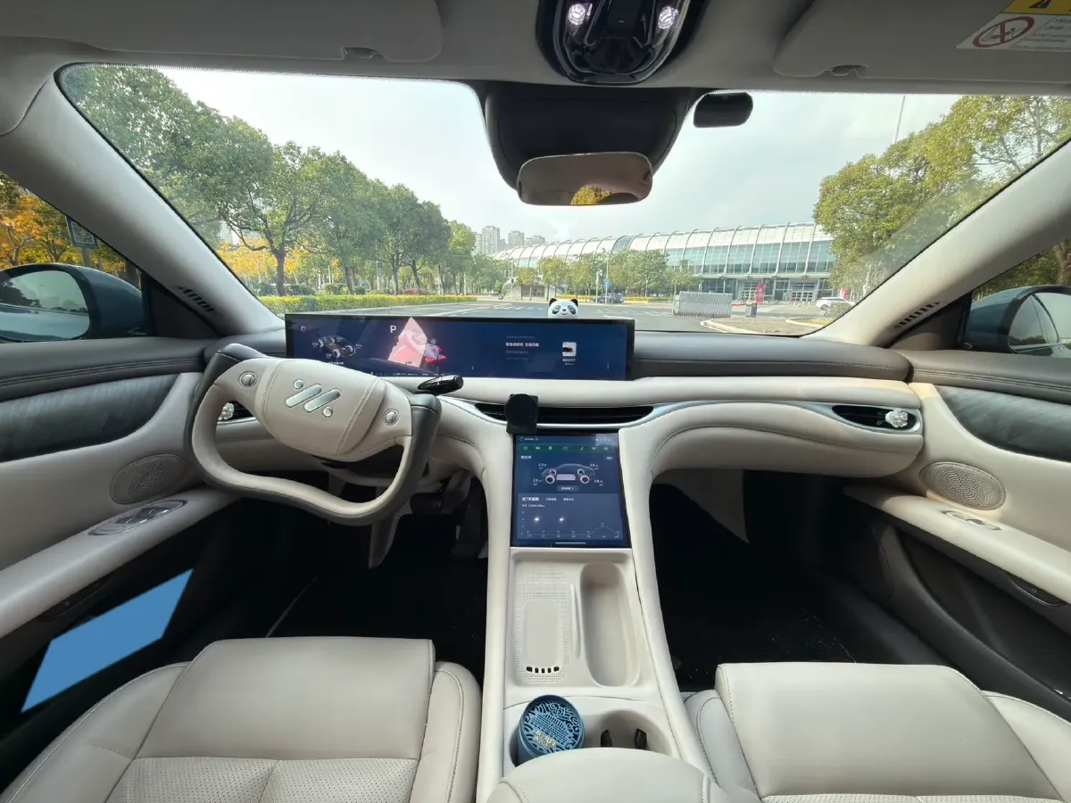 2024 IM L6 BEV 100KWH,autocango,china used car exporter,china ev exporter,chinese used car exporter,chinese used ev exporter