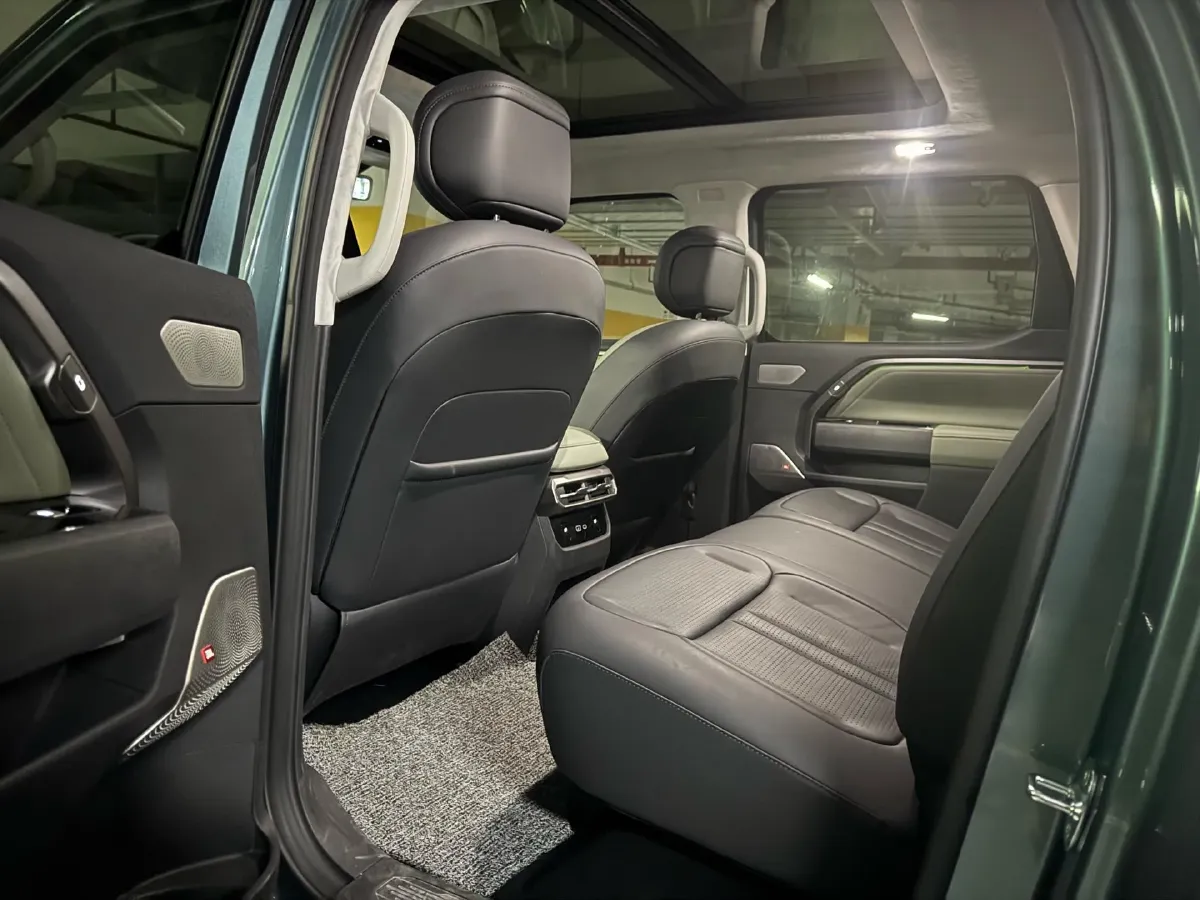 2025 MAXUS InterstellarX 2.5T 224HP L4 8AT,autocango,china used car exporter,china ev exporter,chinese used car exporter,chinese used ev exporter