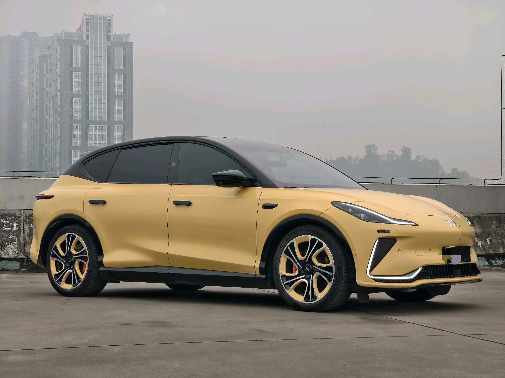 2023 IM LS7 thumbnail 2