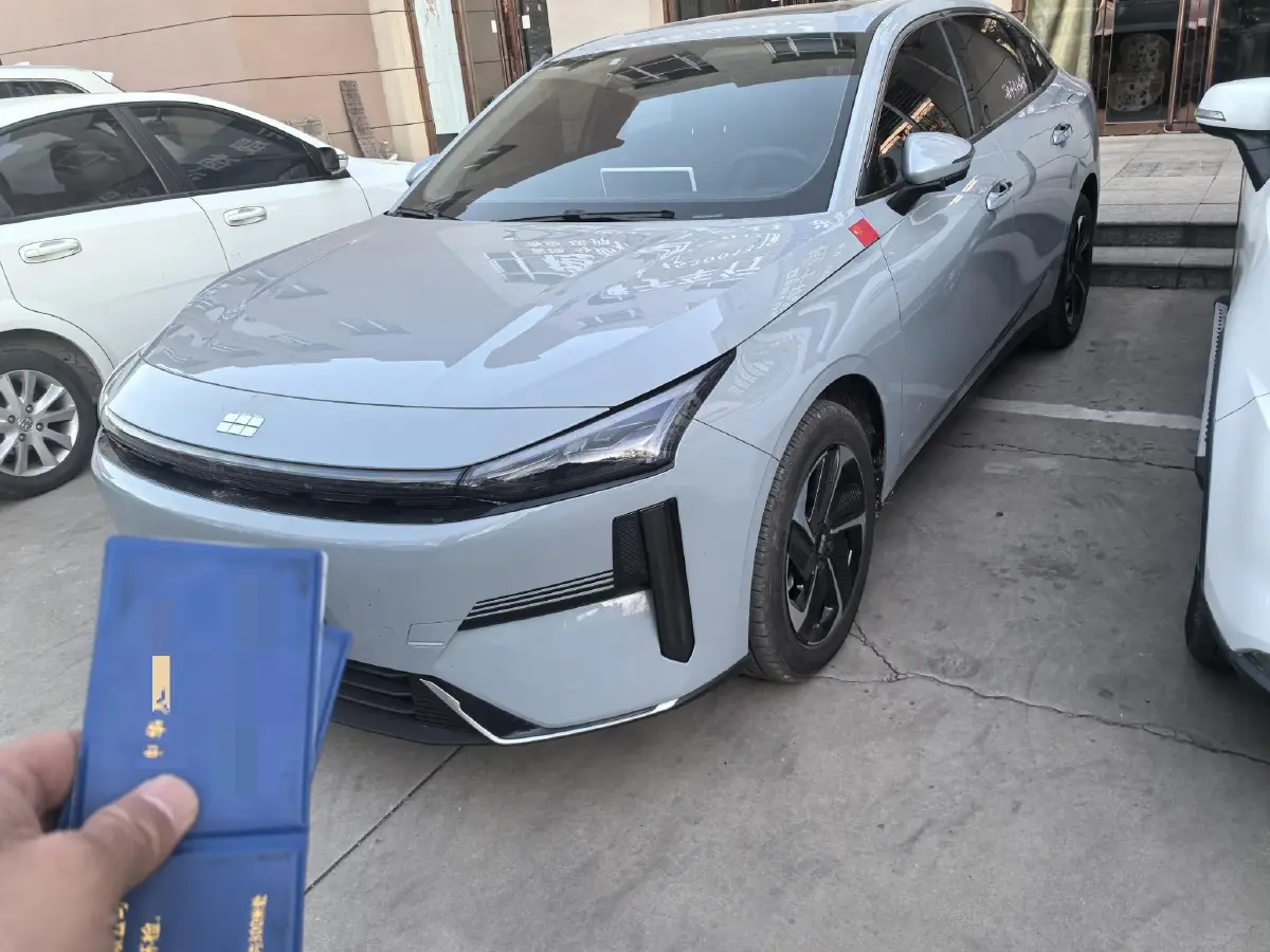 2025 BYD Sea Lion 05 DM-i 1.5L 101HP L4 E-CVT PHEV 12.9KWH