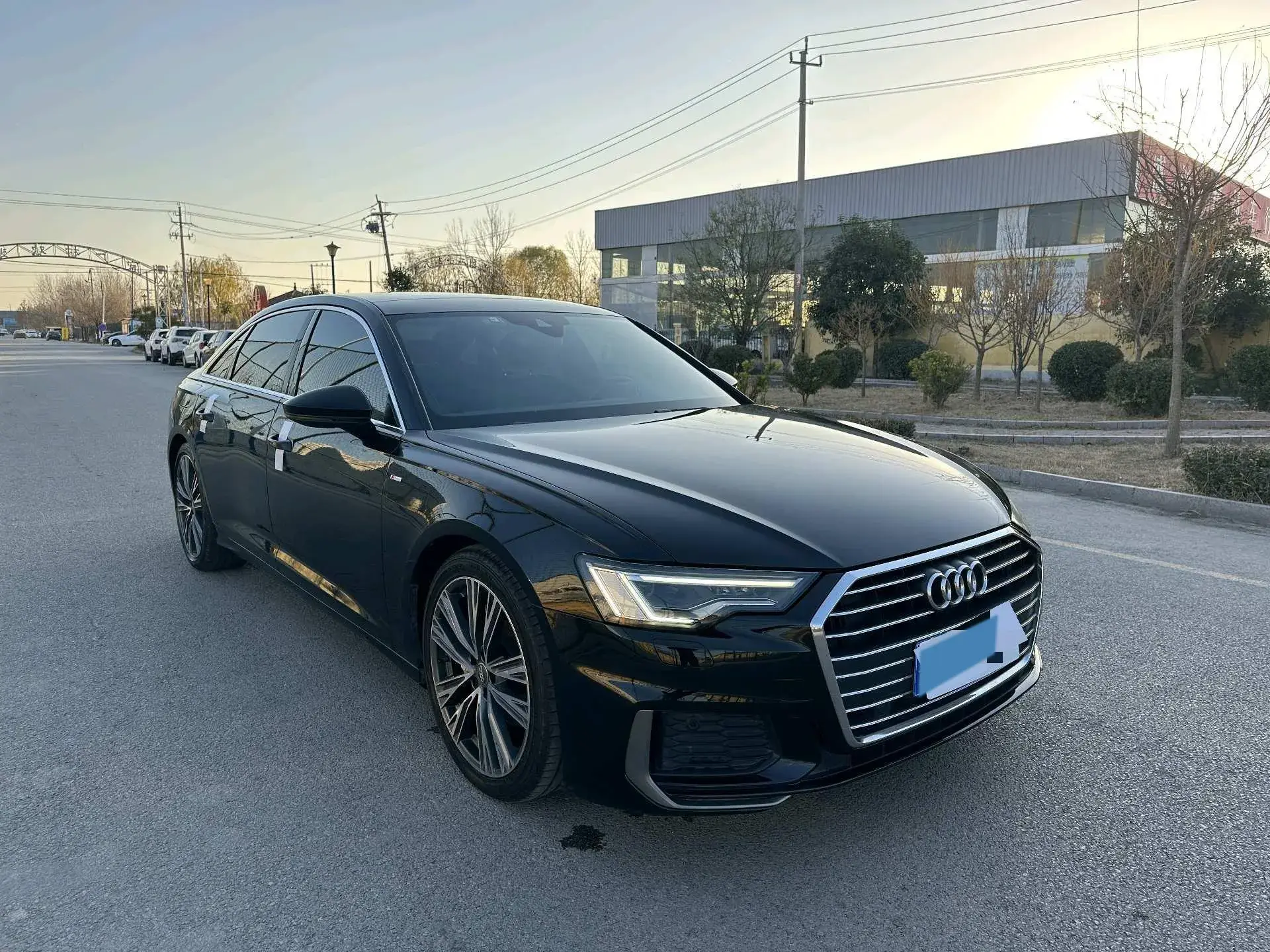 2020 AUDI A6L thumbnail 3