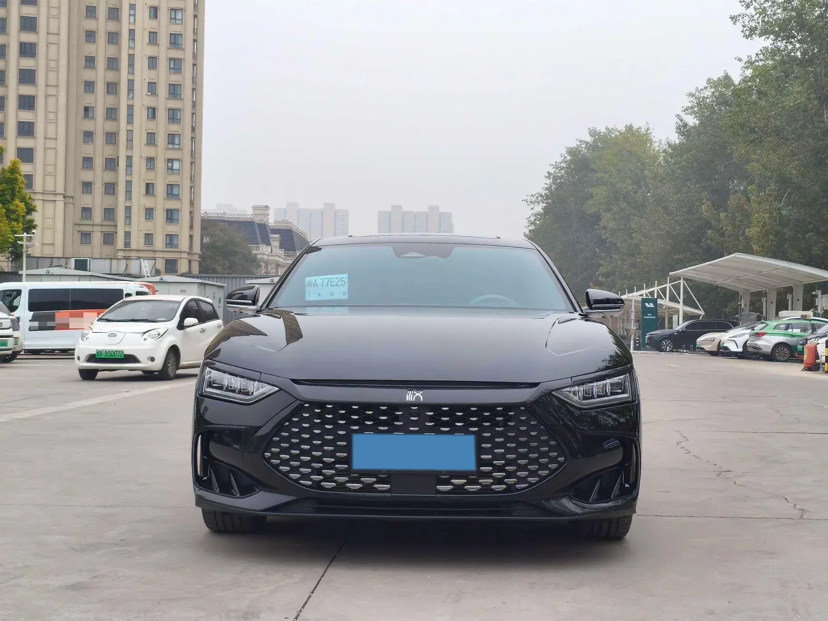 2024 BYD HAN thumbnail 2