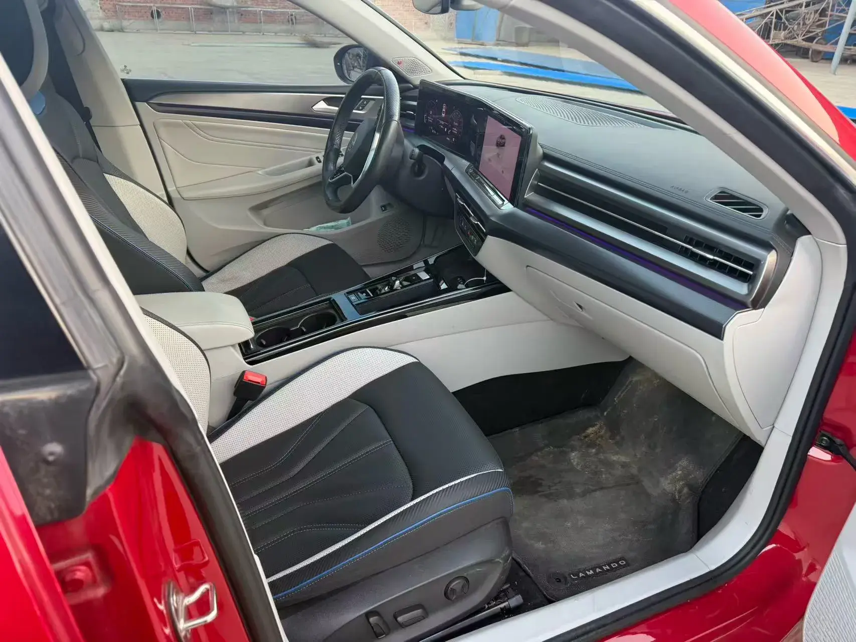 2022 SKODA SUPERB thumbnail 4