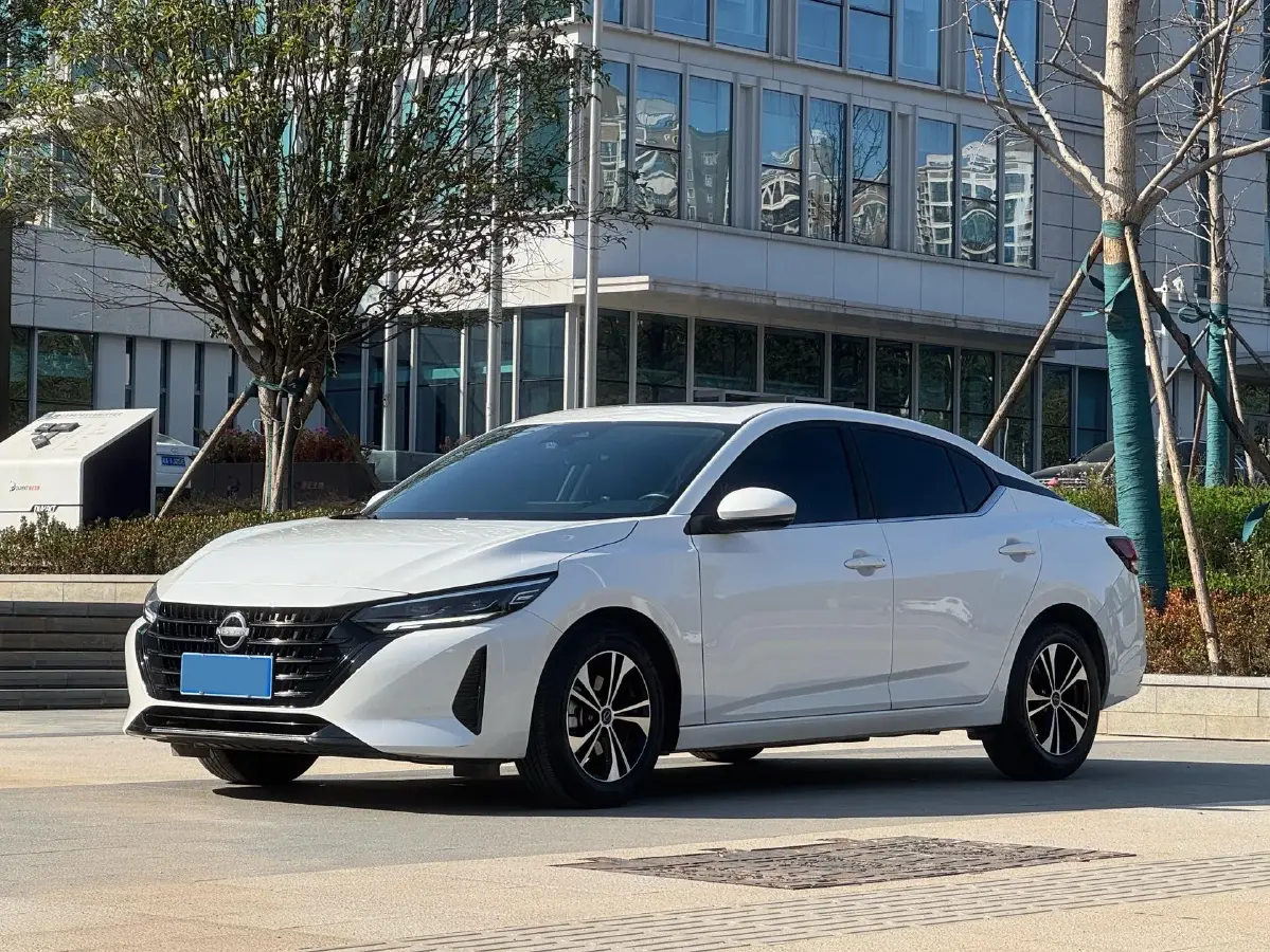 2023 Nissan Sylphy 1.6L 135HP L4 CVT