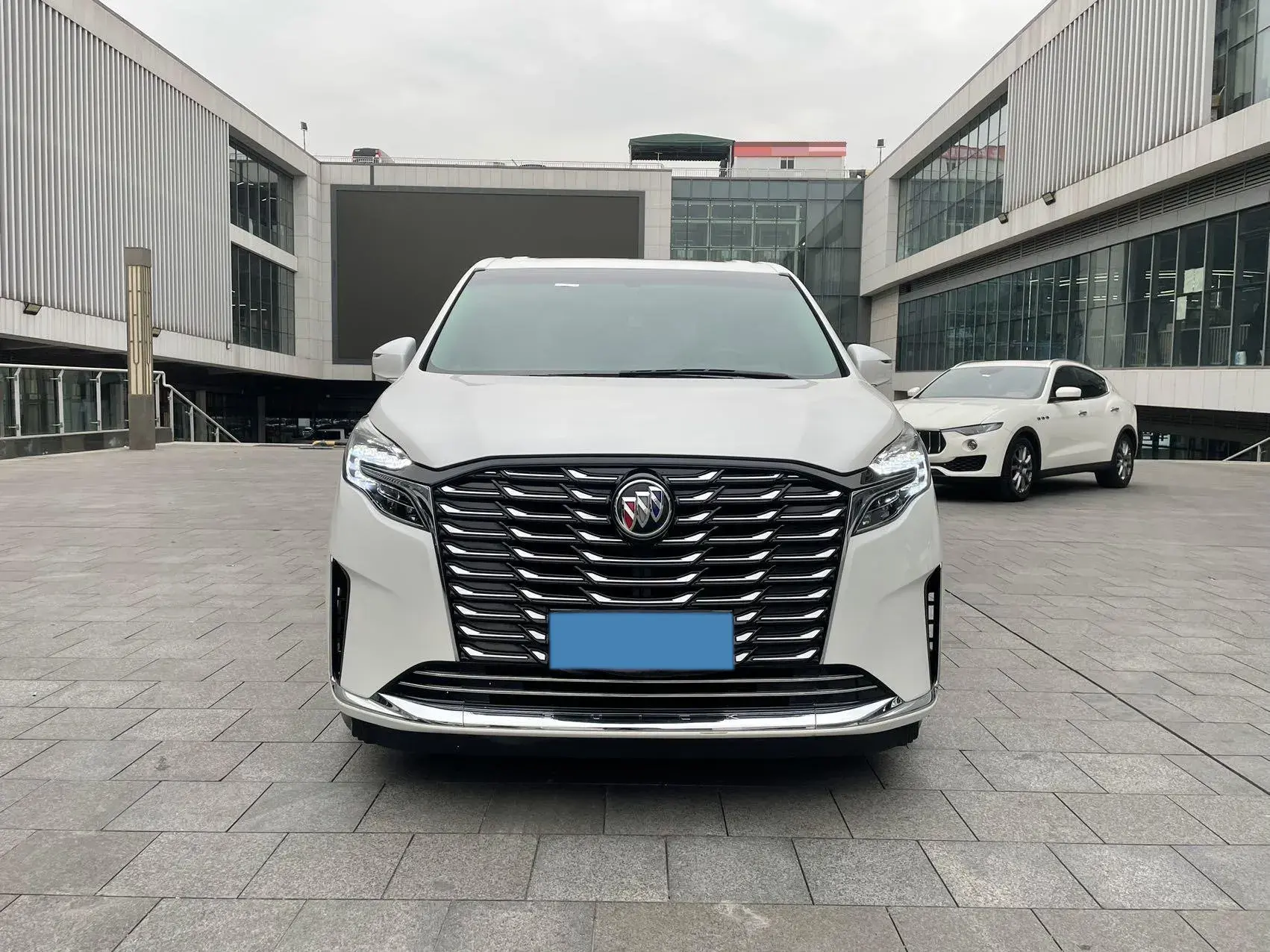 2023 BUICK GL8 thumbnail 2