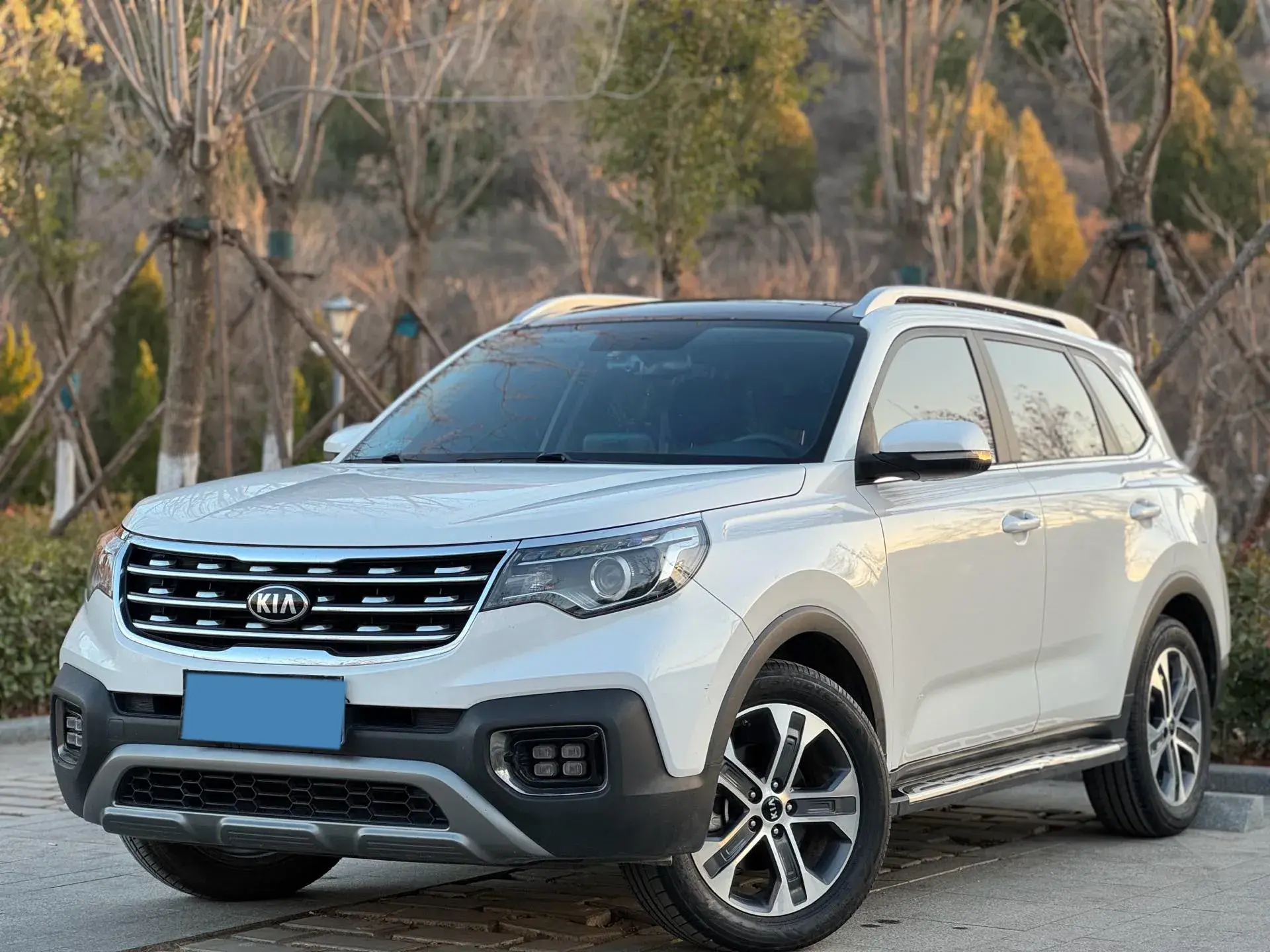 2018 KIA SPORTAGE view 1