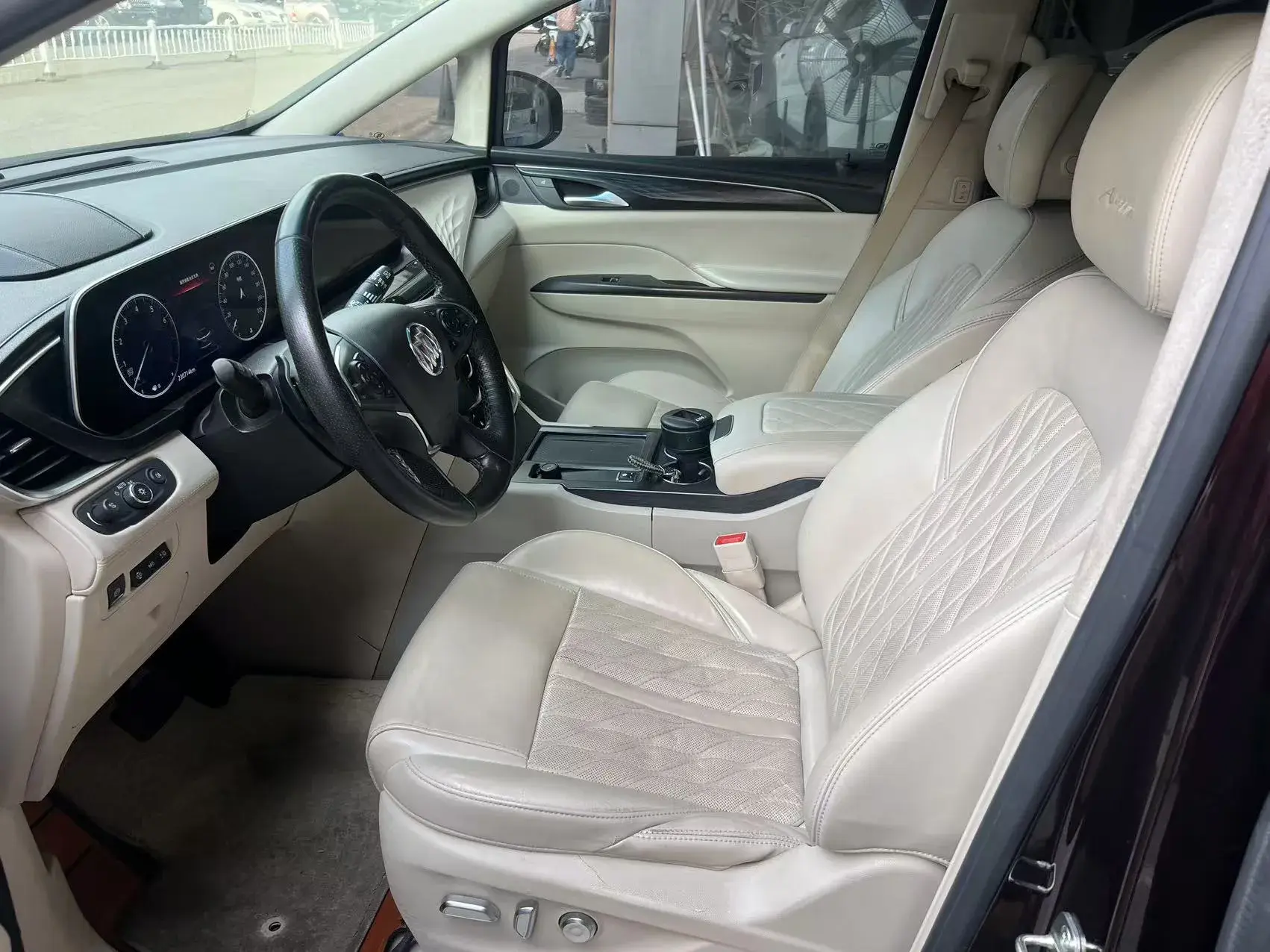 2020 BUICK GL8 thumbnail 2