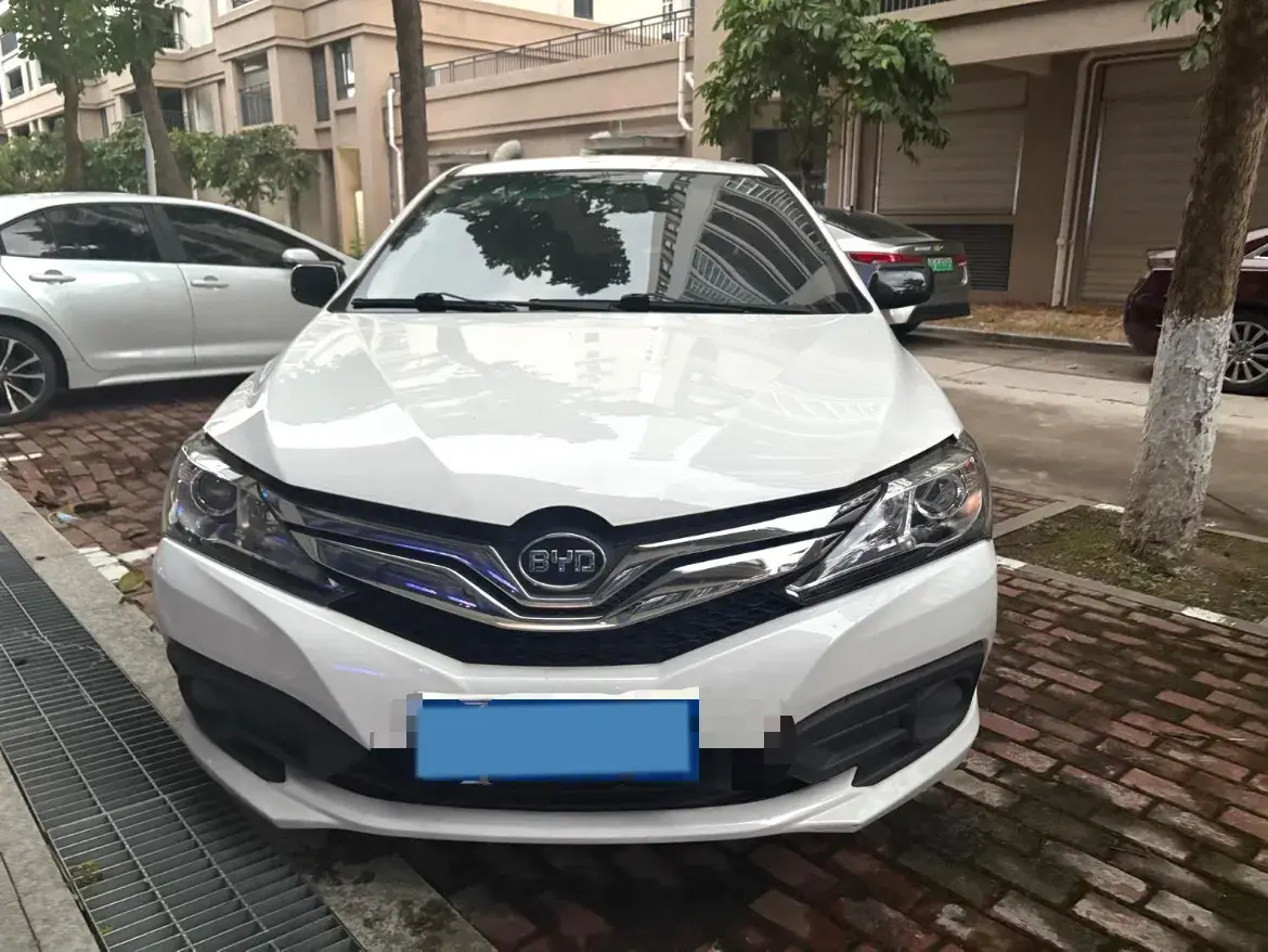 2020 BYD F3 thumbnail 2