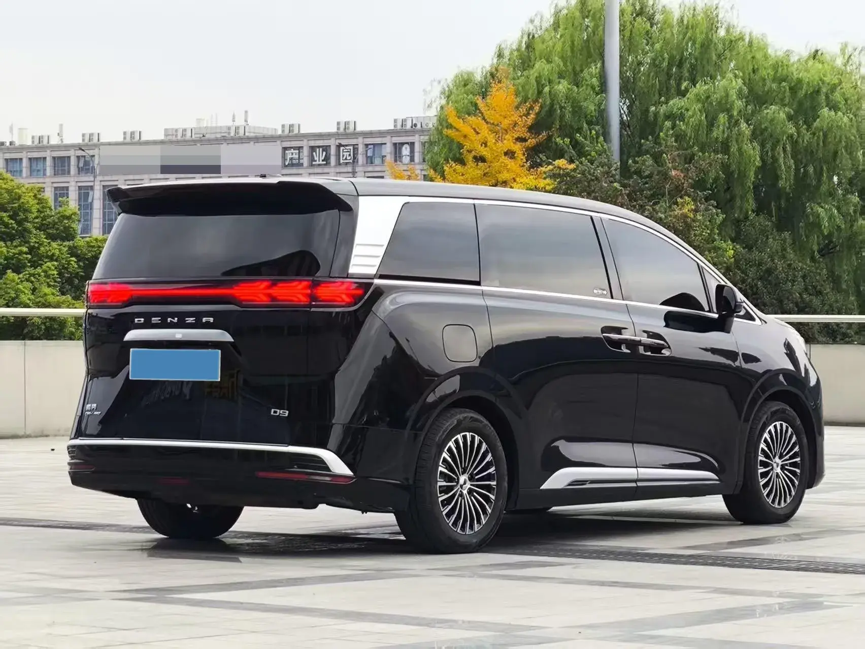 2022 MERCEDES-BENZ GLC thumbnail 3