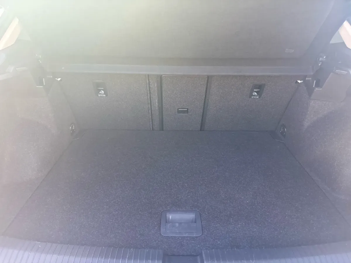 2022 Volkswagen T-Roc 1.4T 150HP L4 7DCT,autocango,china used car exporter,china ev exporter,chinese used car exporter,chinese used ev exporter