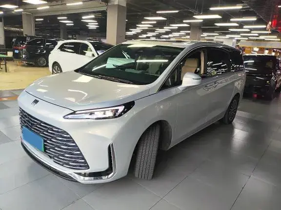 2025 Buick GL8 1.5T 180HP L4 2DHT PHEV