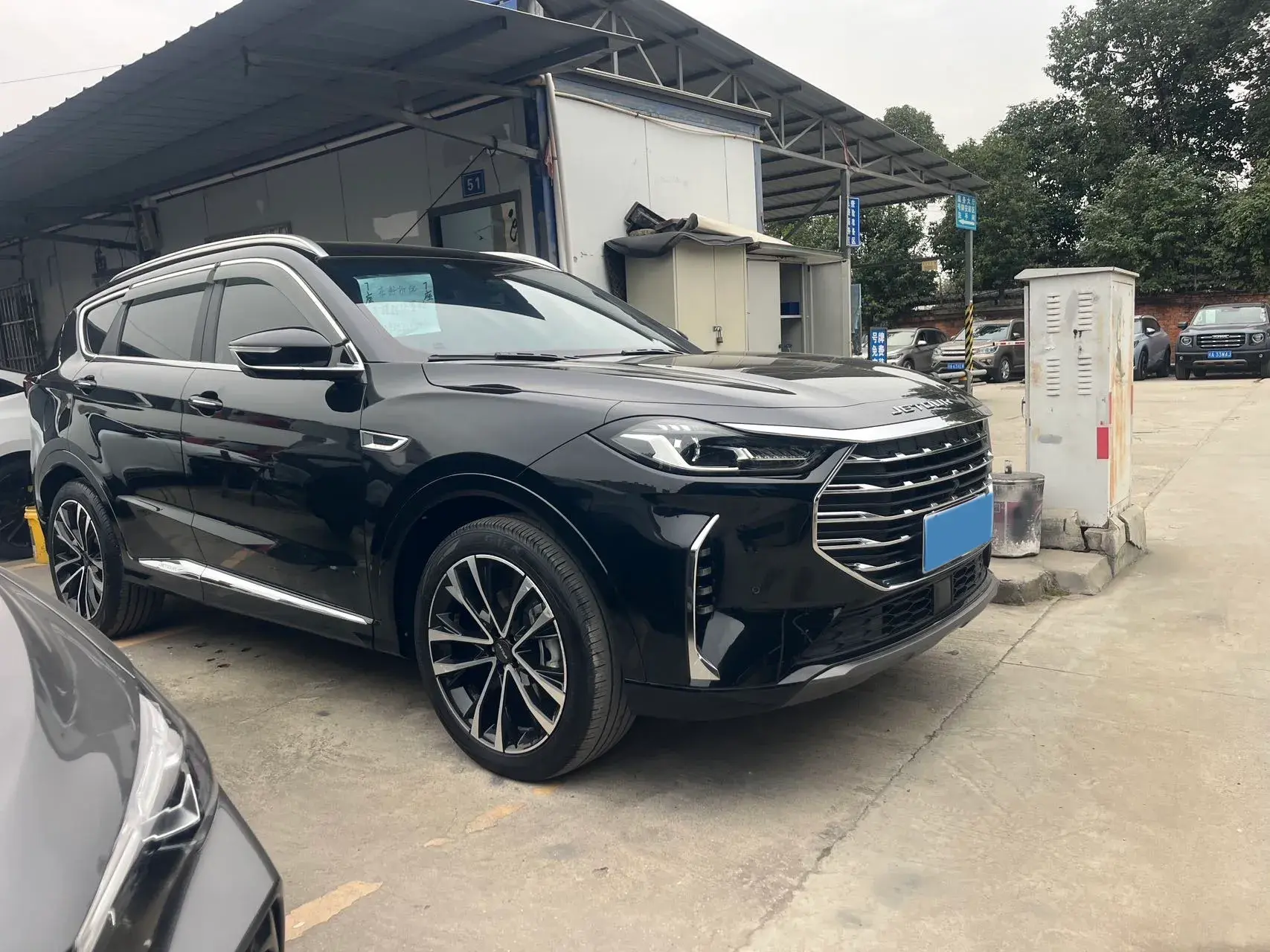 2021 JETOUR X70 thumbnail 3