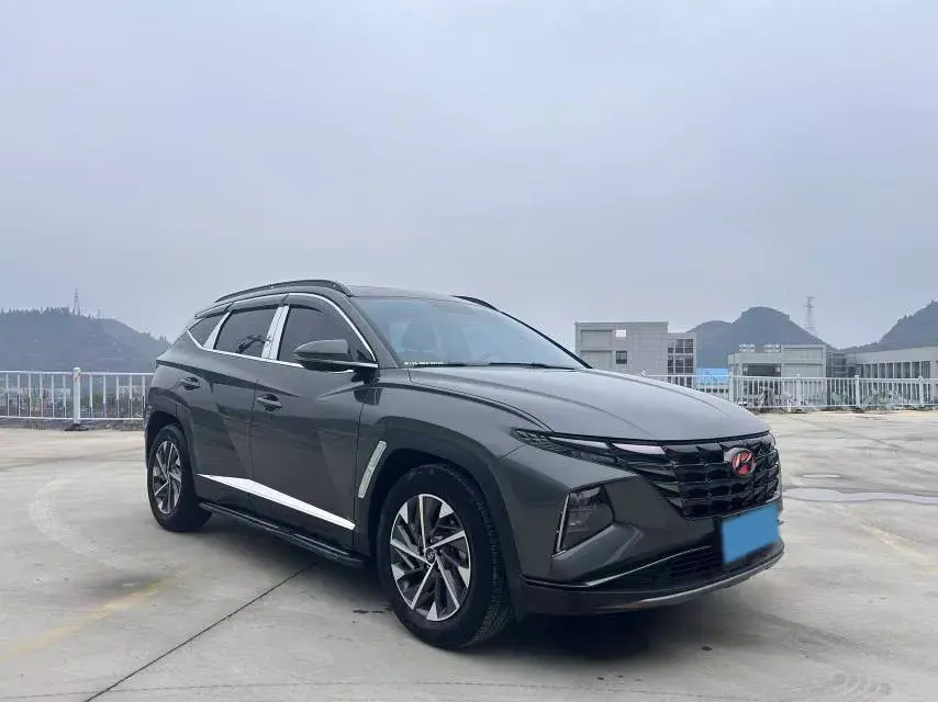 2023 HYUNDAI TUCSON thumbnail 3