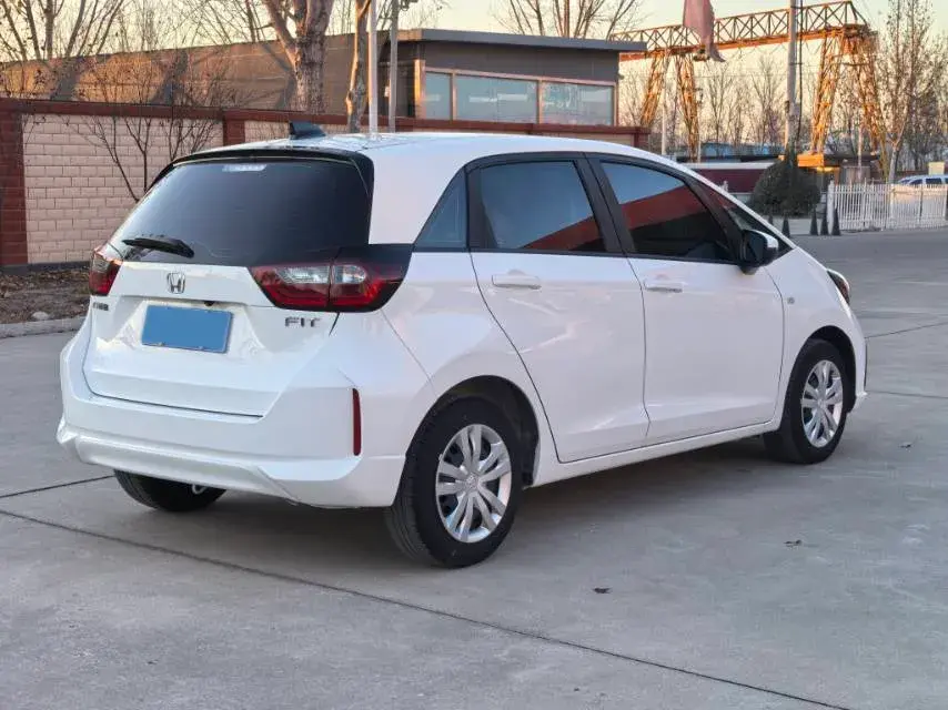 2022 HONDA FIT thumbnail 4