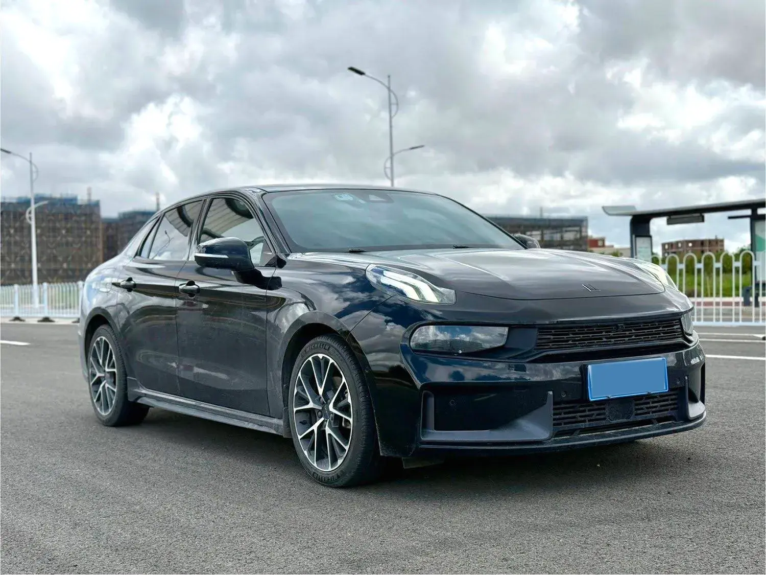 2022 LYNK&CO 03 thumbnail 3