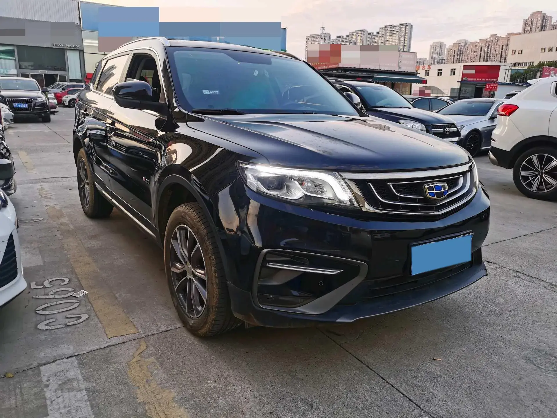 2020 ROEWE I6 thumbnail 3