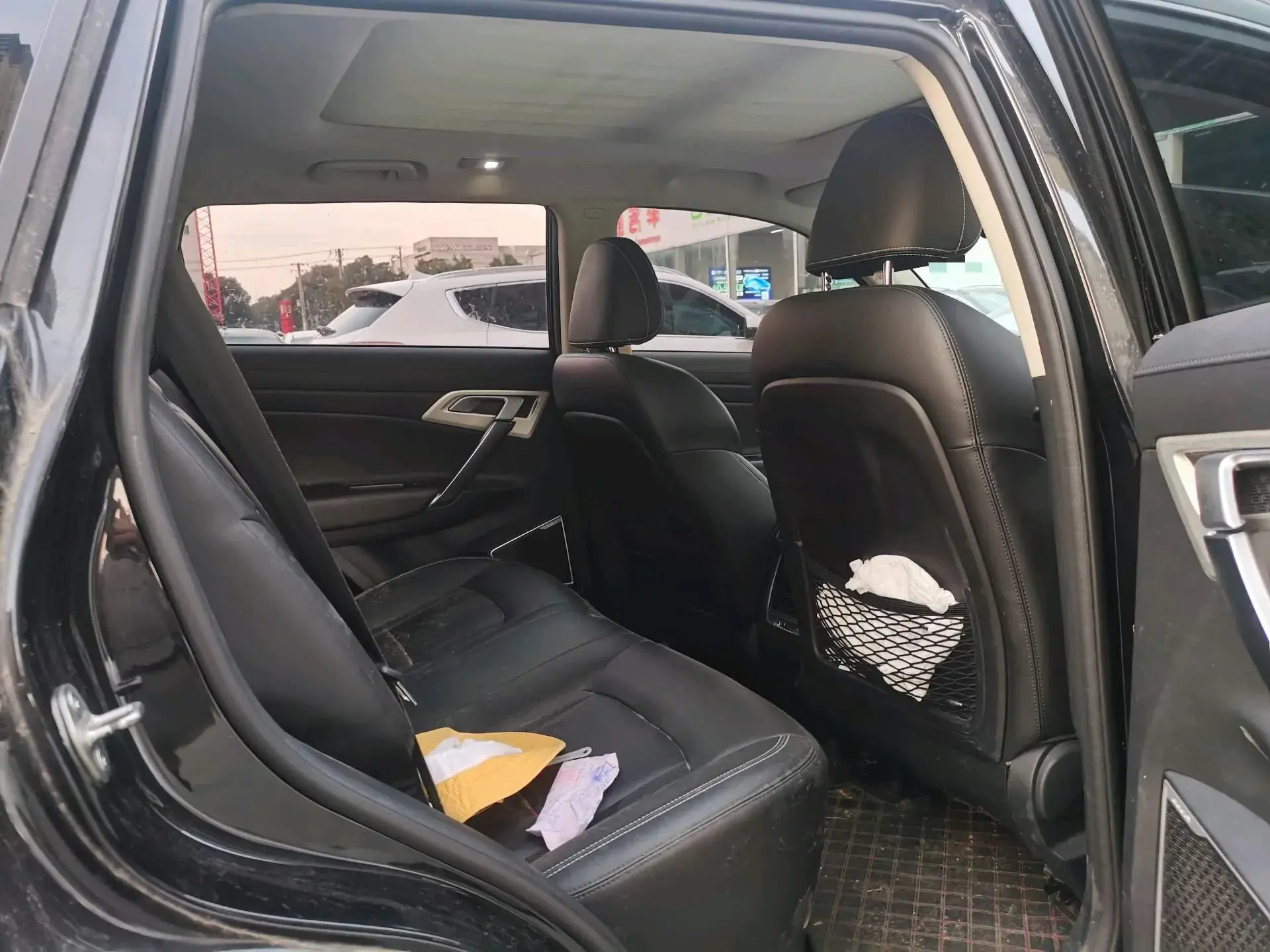 2020 ROEWE I6 thumbnail 4