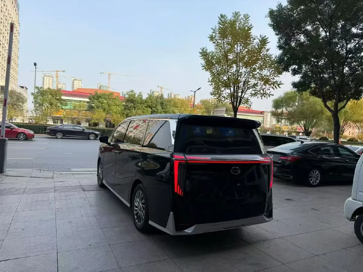 2023 GAC Trumpchi M8 2.0T 190HP L4 E-CVT Hybrid,autocango,china used car exporter,china ev exporter,chinese used car exporter,chinese used ev exporter