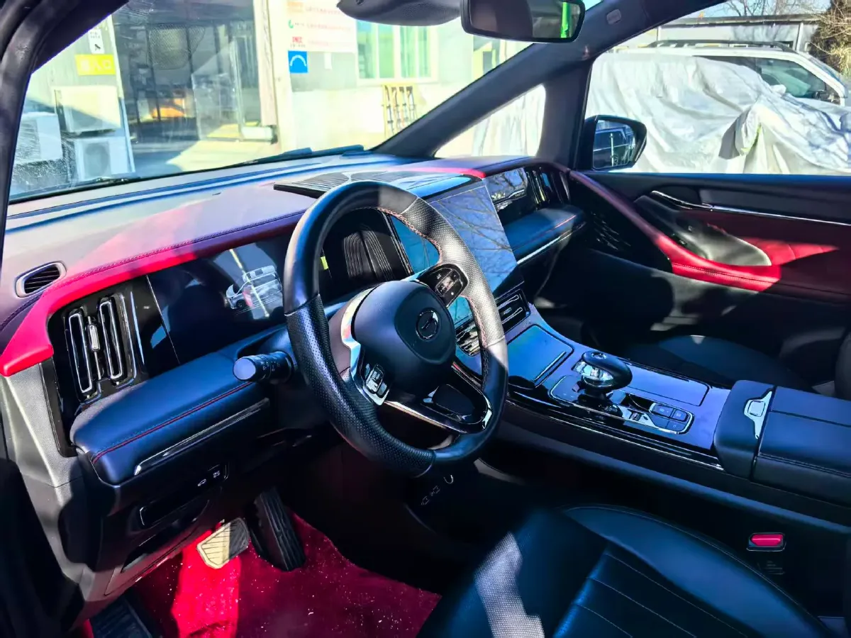 2023 GAC Trumpchi M8 2.0T 190HP L4 E-CVT Hybrid,autocango,china used car exporter,china ev exporter,chinese used car exporter,chinese used ev exporter