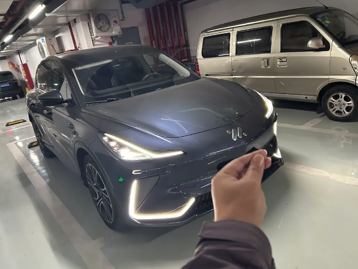 2023 IM LS7 BEV 100KWH,autocango,china used car exporter,china ev exporter,chinese used car exporter,chinese used ev exporter