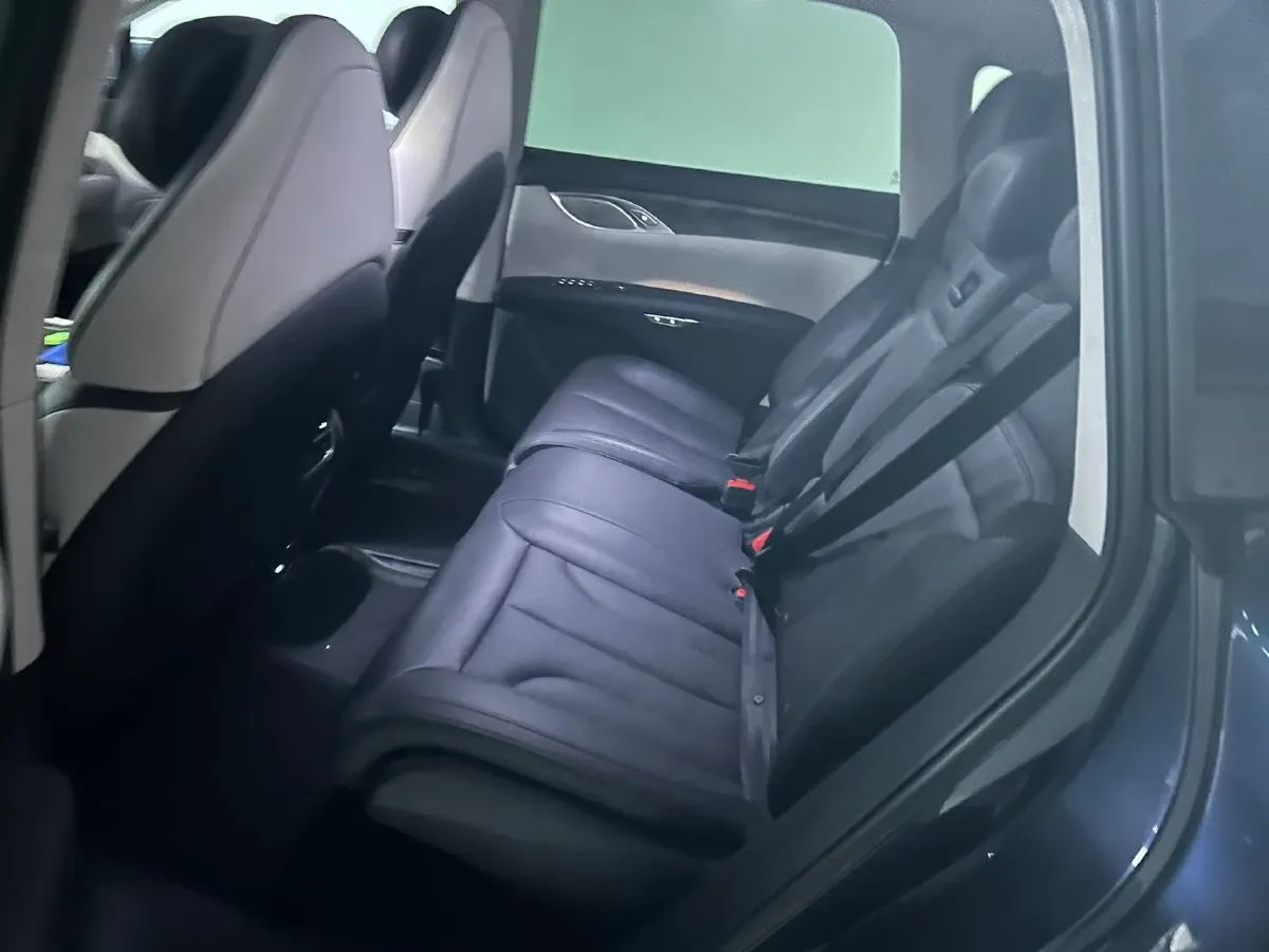 2023 IM LS7 BEV 100KWH,autocango,china used car exporter,china ev exporter,chinese used car exporter,chinese used ev exporter