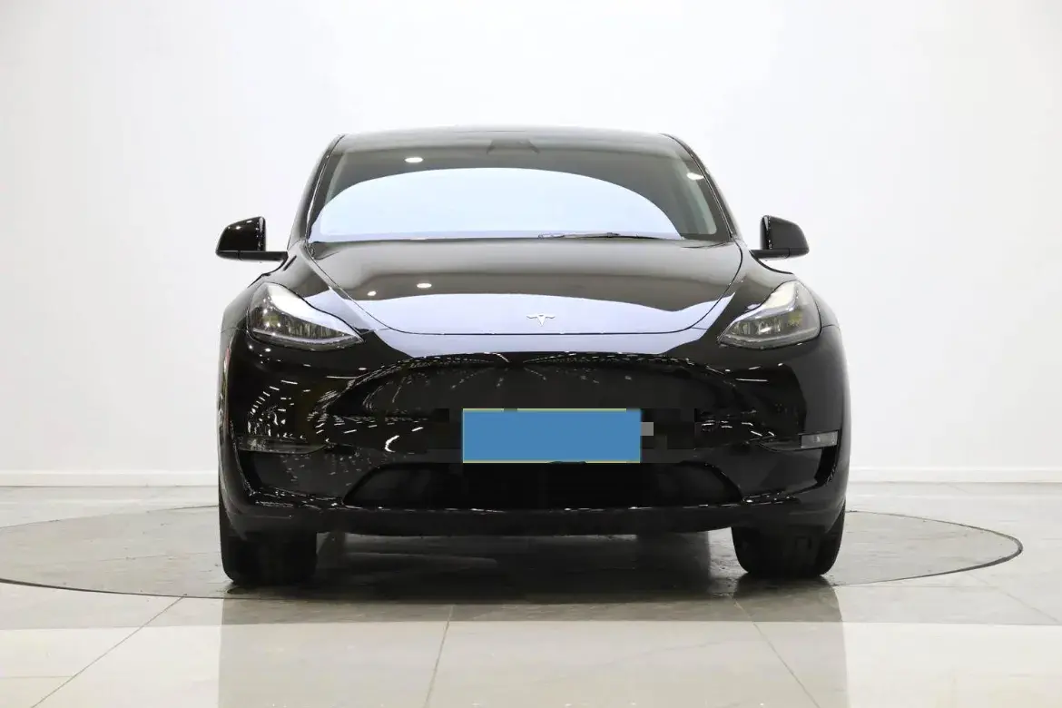 2022 BMW 3 thumbnail 2