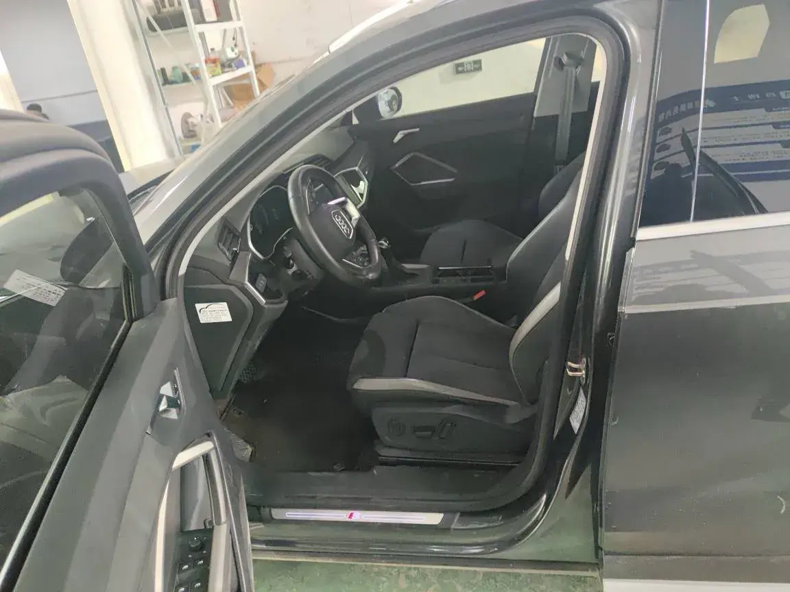 2022 AUDI Q3 thumbnail 2