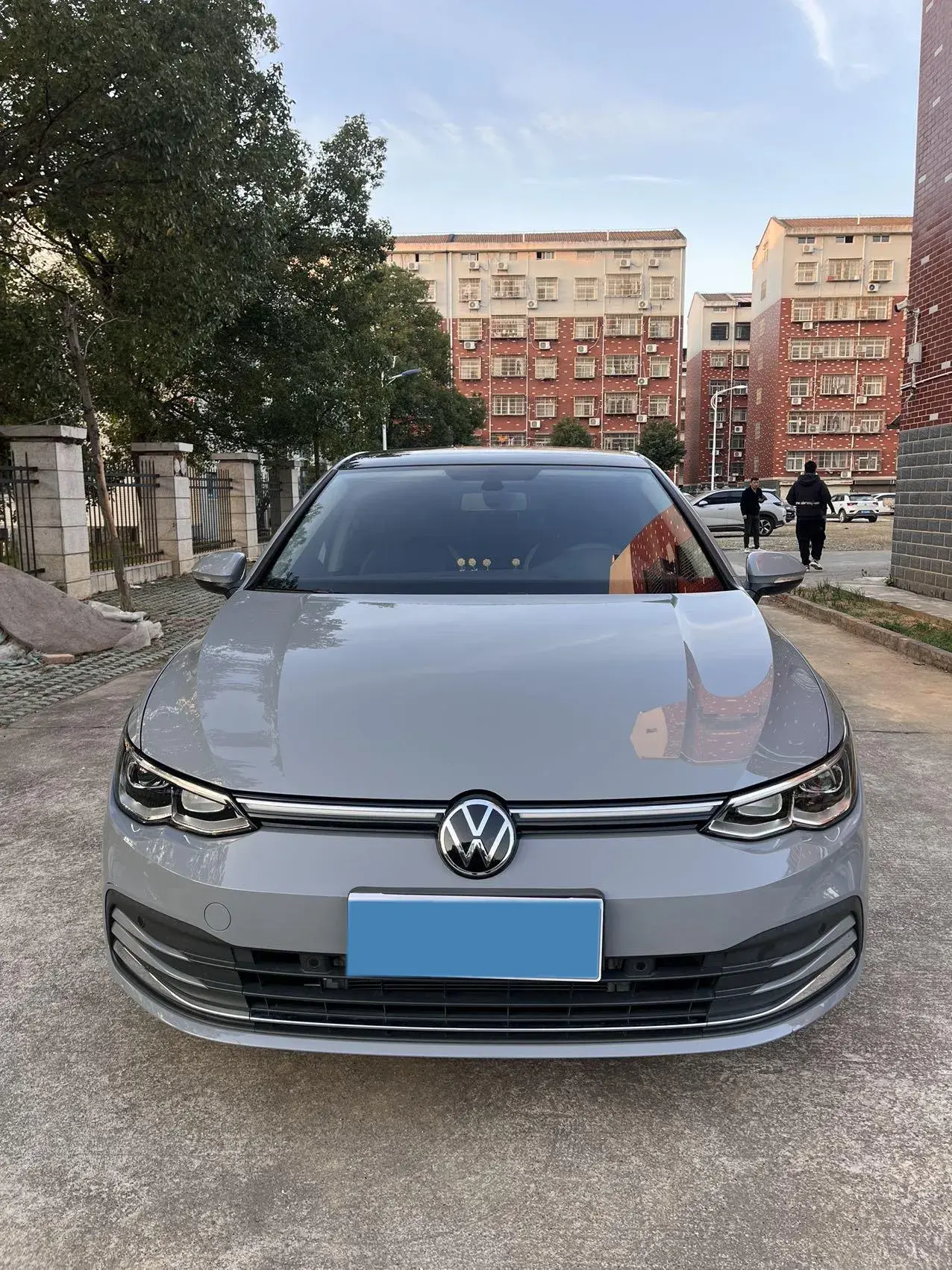 2021 VOLKSWAGEN GOLF thumbnail 2