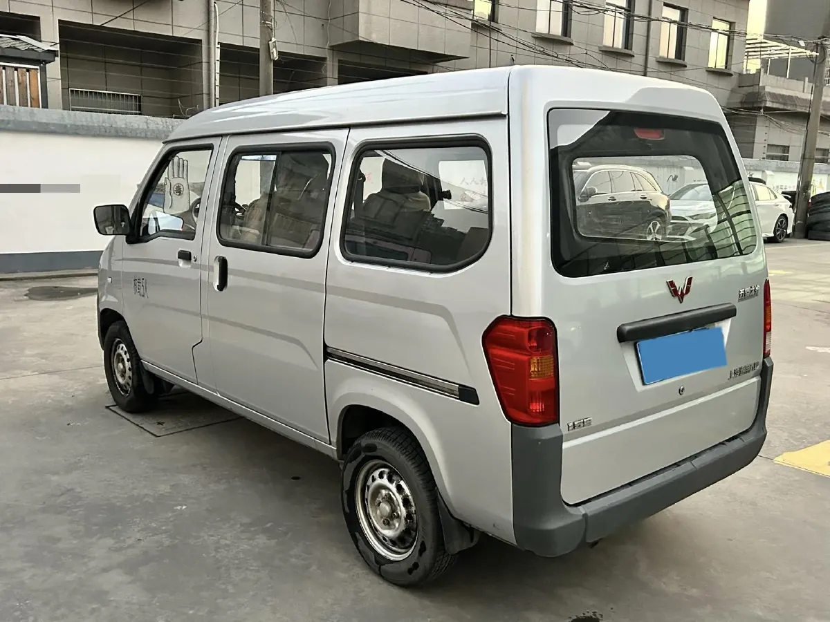 2022 NLM Motor QiTeng N50 1.5L 116HP L4 5MT,autocango,china used car exporter,china ev exporter,chinese used car exporter,chinese used ev exporter