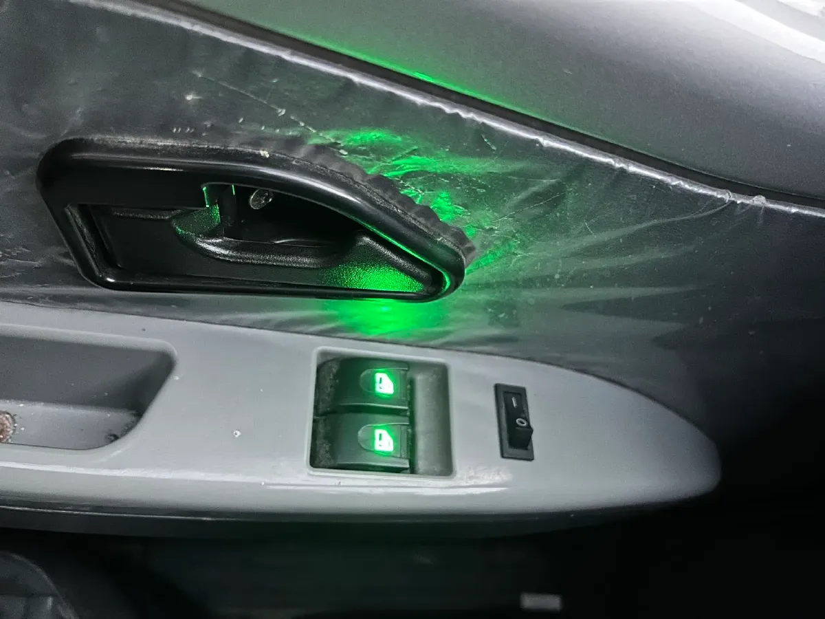 2022 NLM Motor QiTeng N50 1.5L 116HP L4 5MT,autocango,china used car exporter,china ev exporter,chinese used car exporter,chinese used ev exporter