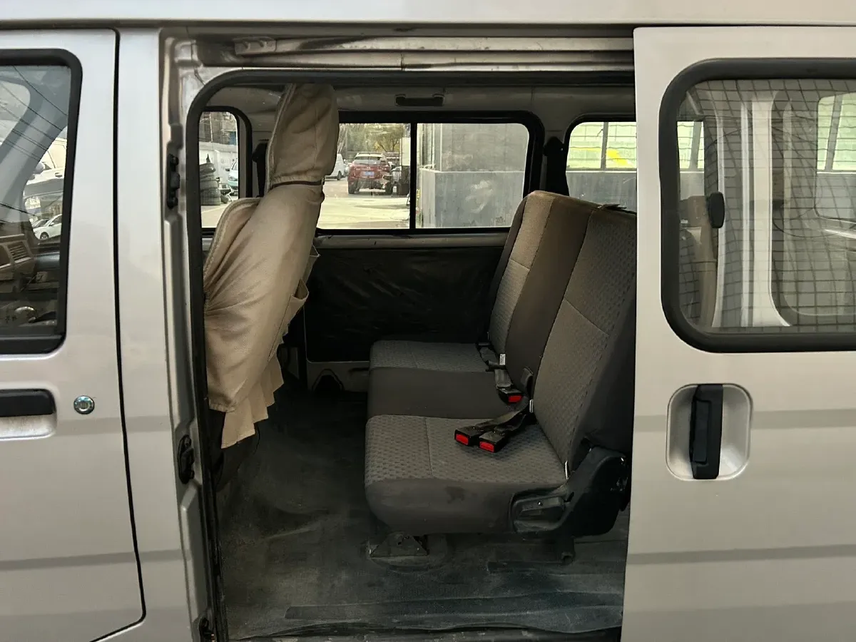 2022 NLM Motor QiTeng N50 1.5L 116HP L4 5MT,autocango,china used car exporter,china ev exporter,chinese used car exporter,chinese used ev exporter