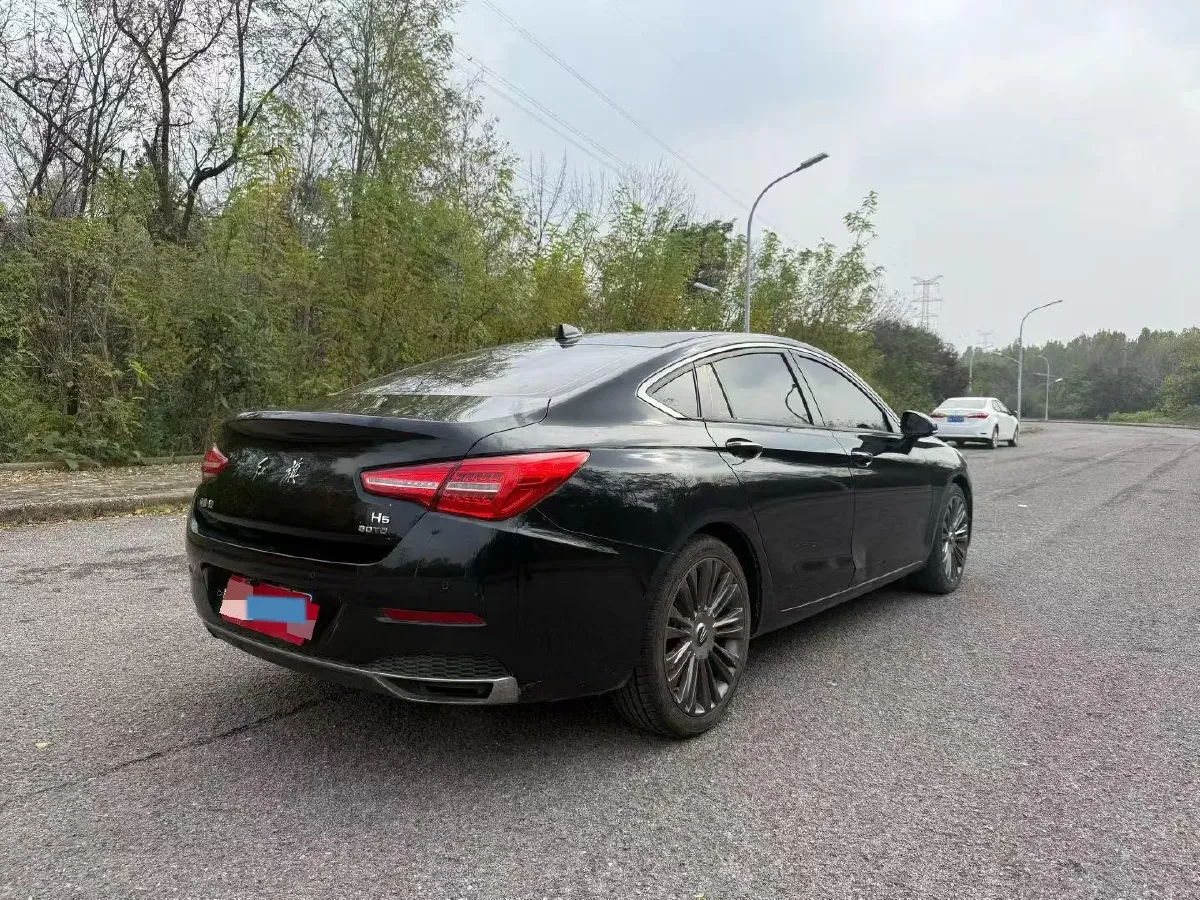 2020 HongQi H5 1.5T 169HP L4 7DCT,autocango,china used car exporter,china ev exporter,chinese used car exporter,chinese used ev exporter