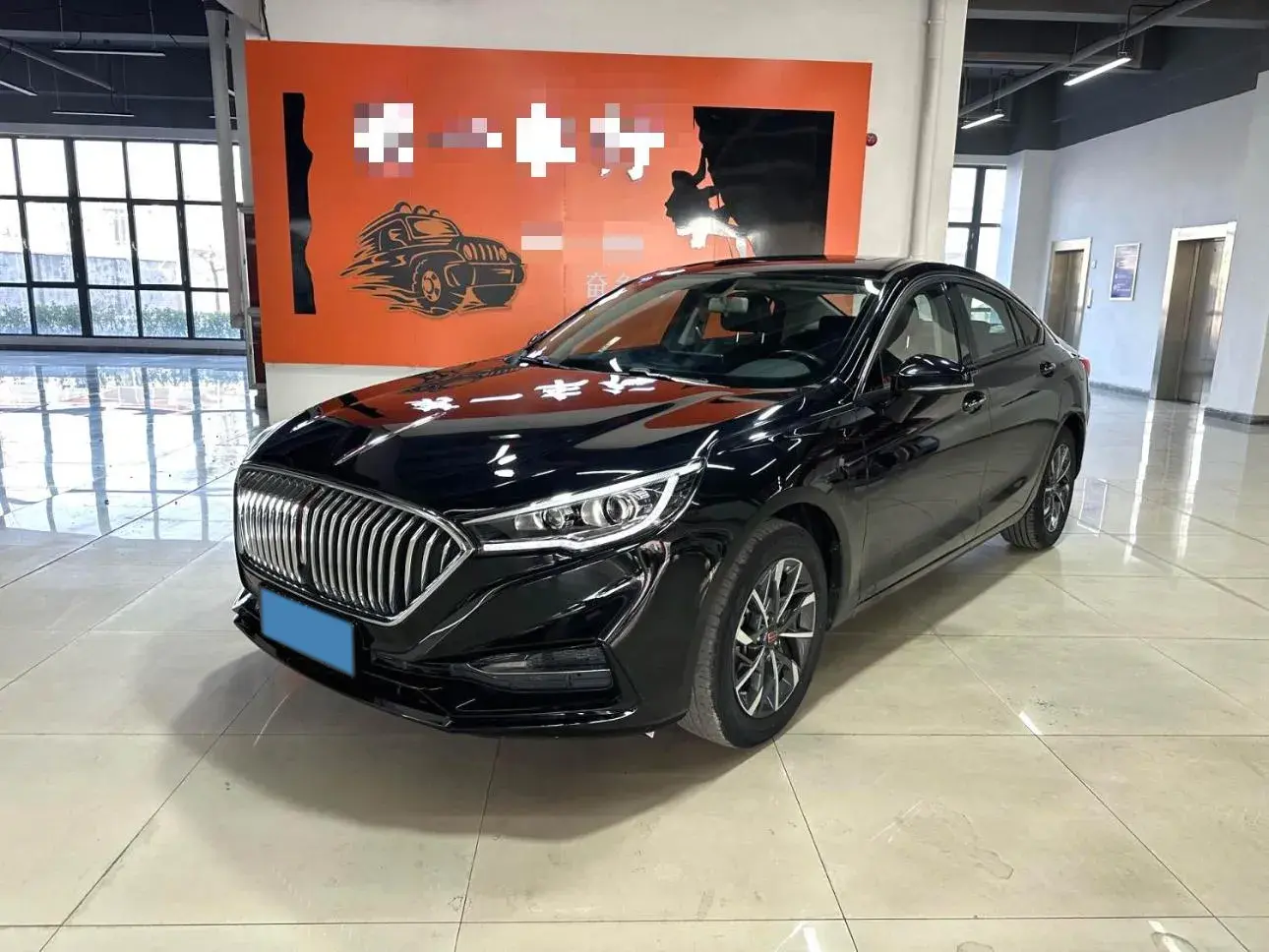 2020 HONGQI H5 view 1