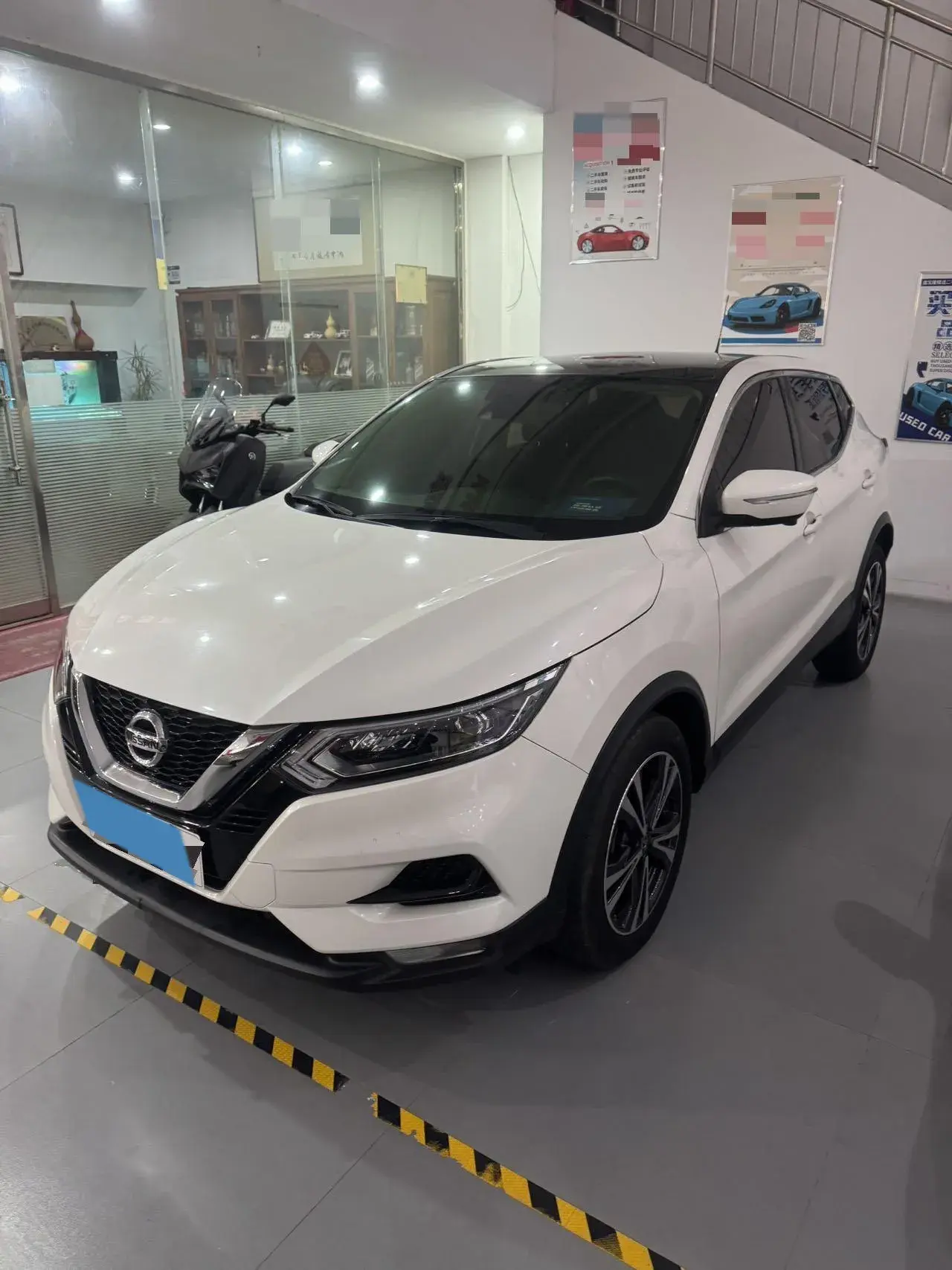 2021 NISSAN QASHQAI view 1