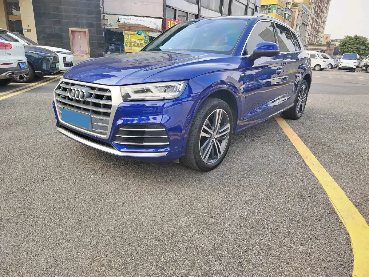 2020 Audi Q5L 2.0T 190HP L4 7DCT