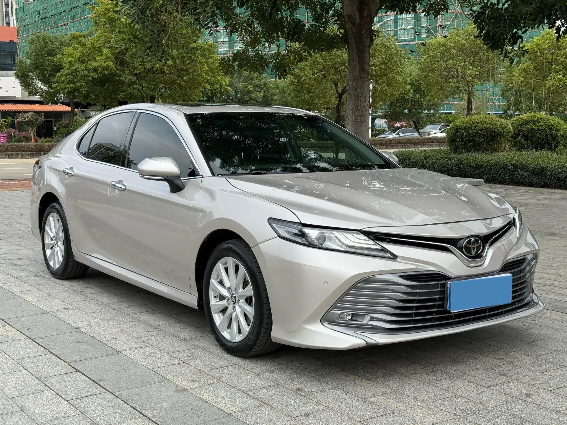 2019 TOYOTA CAMRY thumbnail 3