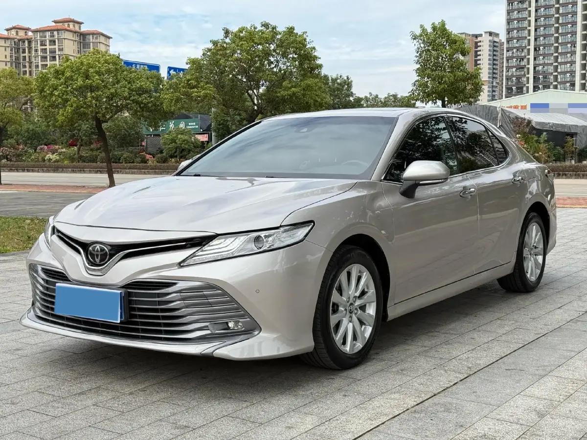2019 Toyota Camry 2.0L 178HP L4 CVT