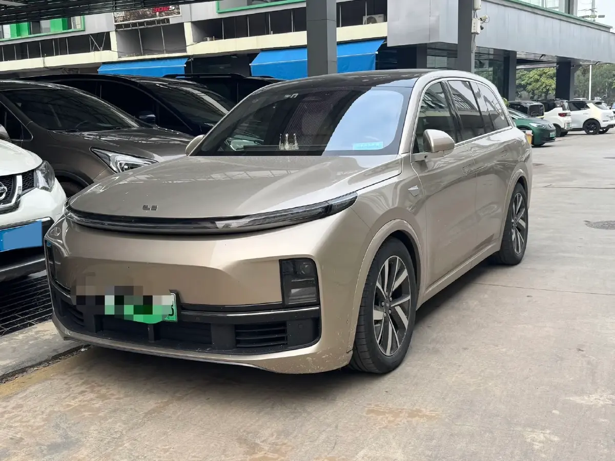 2023 Li L8 Range Extended 154HP REEV 40.9KWH