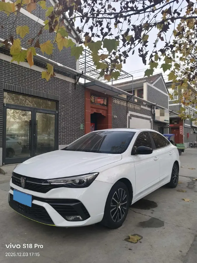 2021 Roewe i5 1.5L 120HP L4 5MT