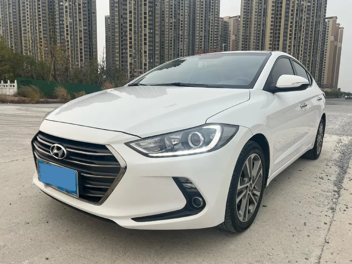 2016 Hyundai Elantra 1.6L 130HP L4 6AT